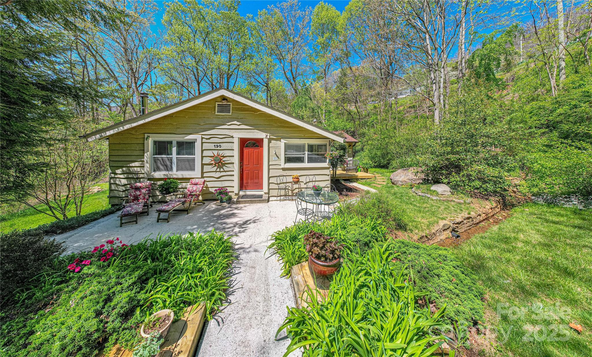 190 Cisco Road Property Photo