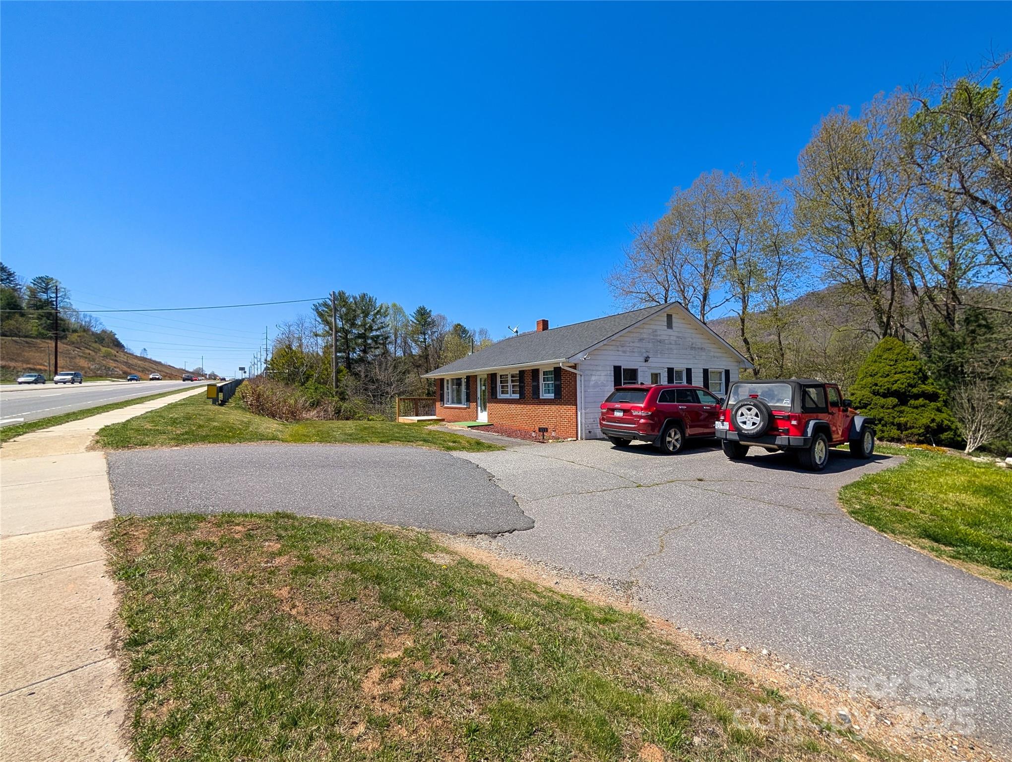 411 E Us Highway 19e Bypass Property Photo 3