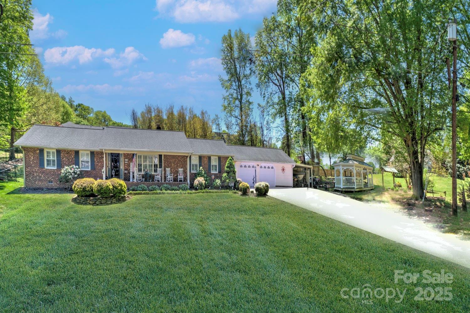 212 Brookwood Drive Property Photo