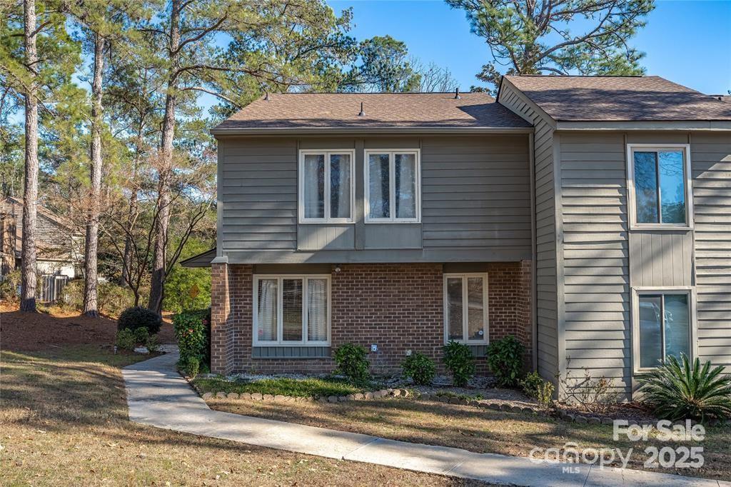 101 Shannondale Court Property Photo