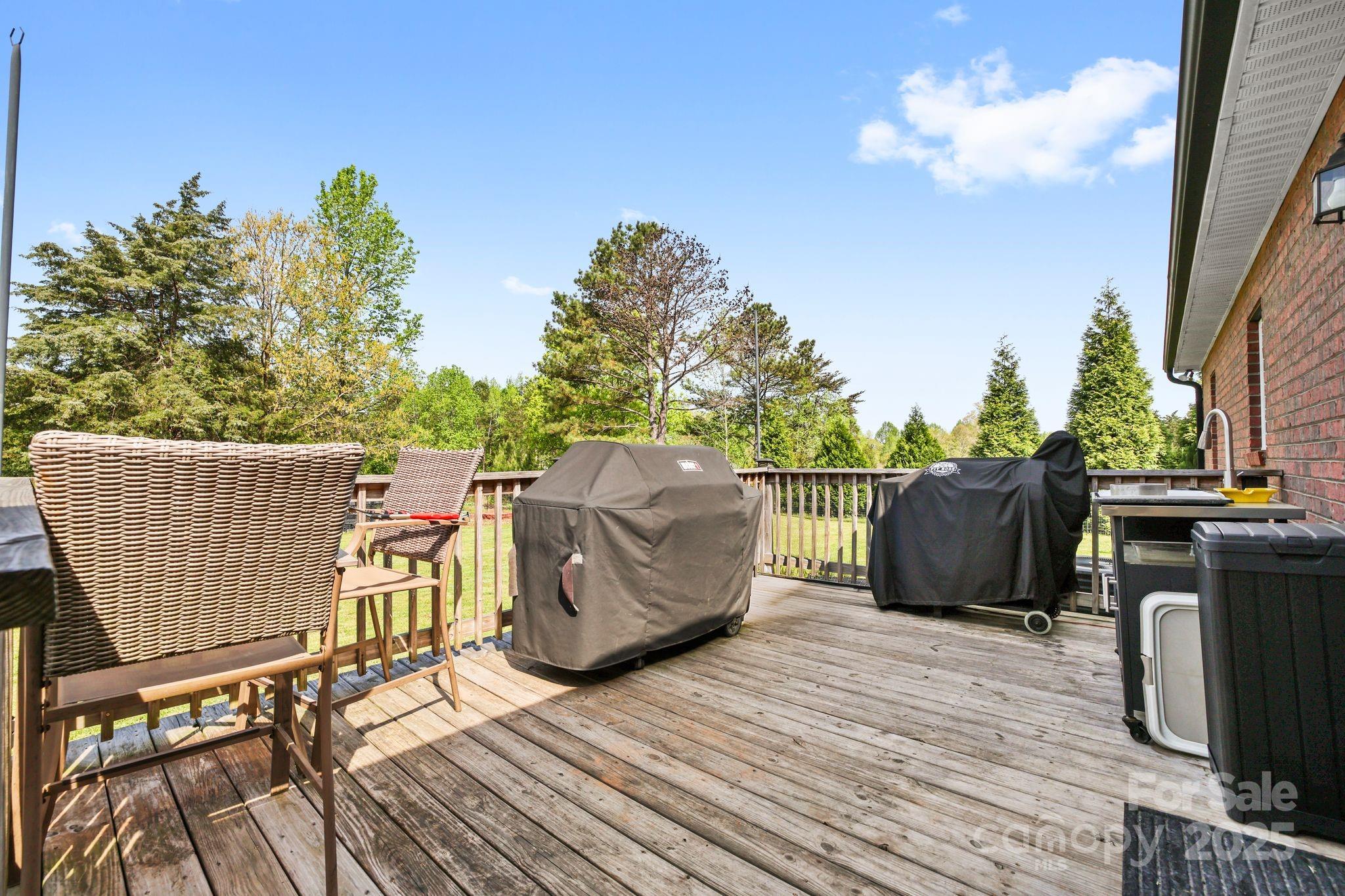 131 Fieldhaven Place Property Photo 6