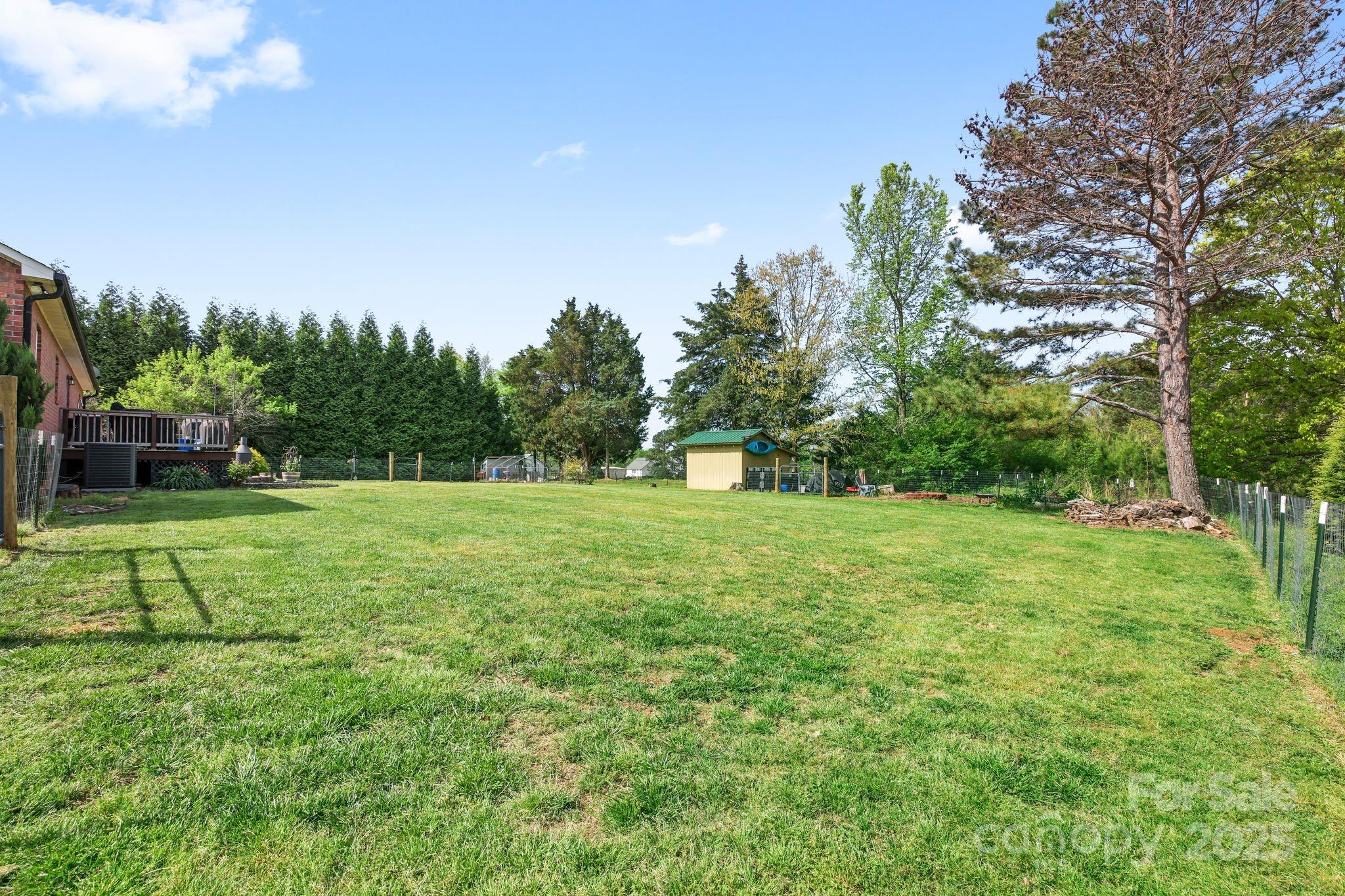 131 Fieldhaven Place Property Photo 8