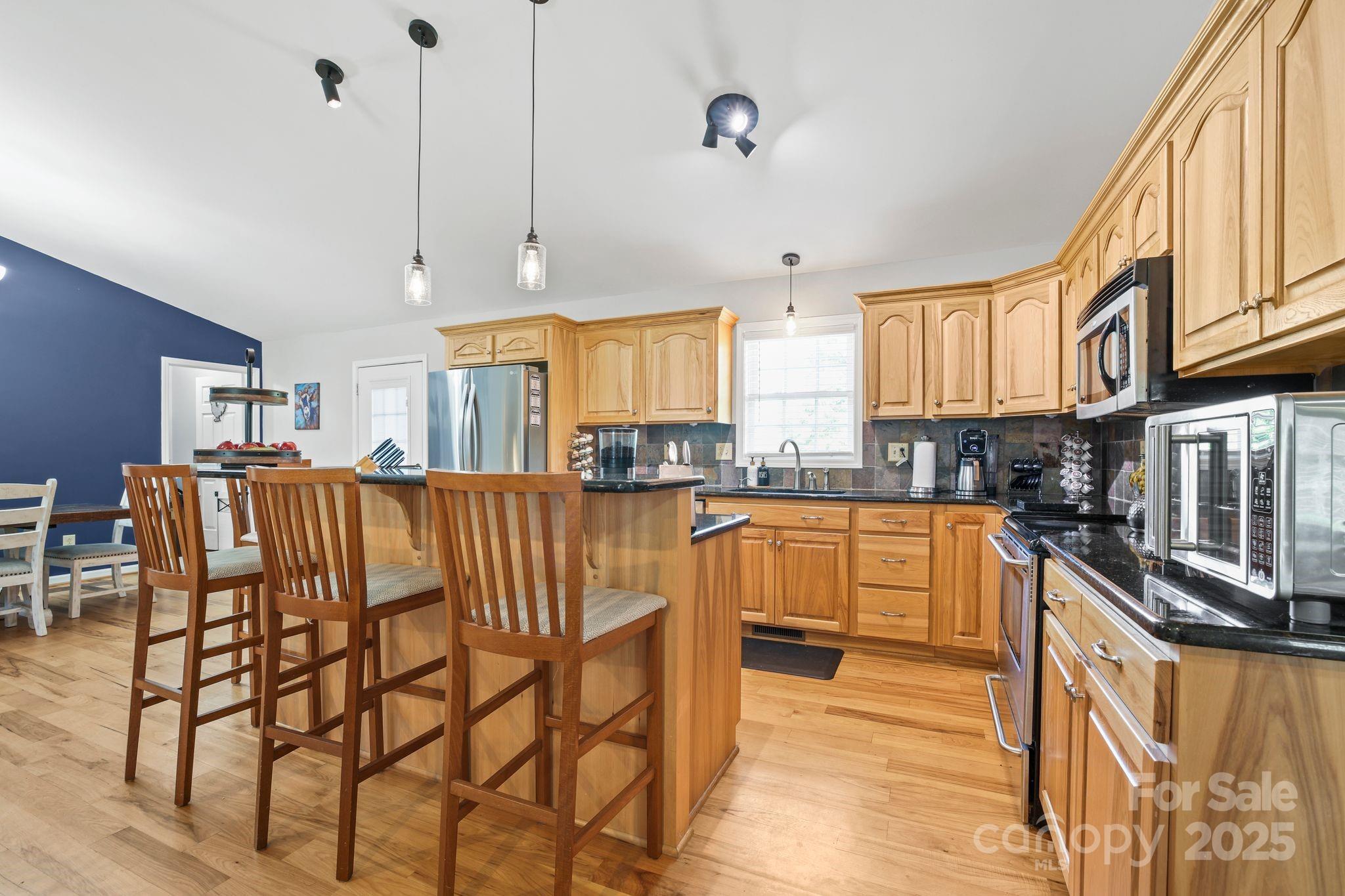 131 Fieldhaven Place Property Photo 14