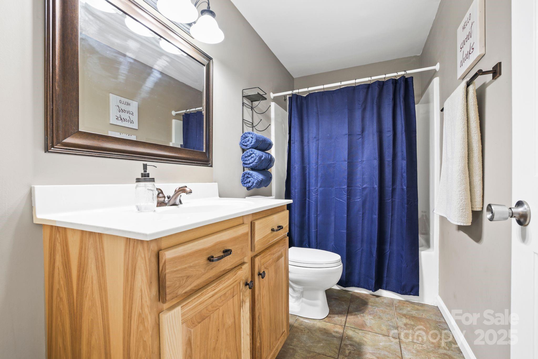 131 Fieldhaven Place Property Photo 27