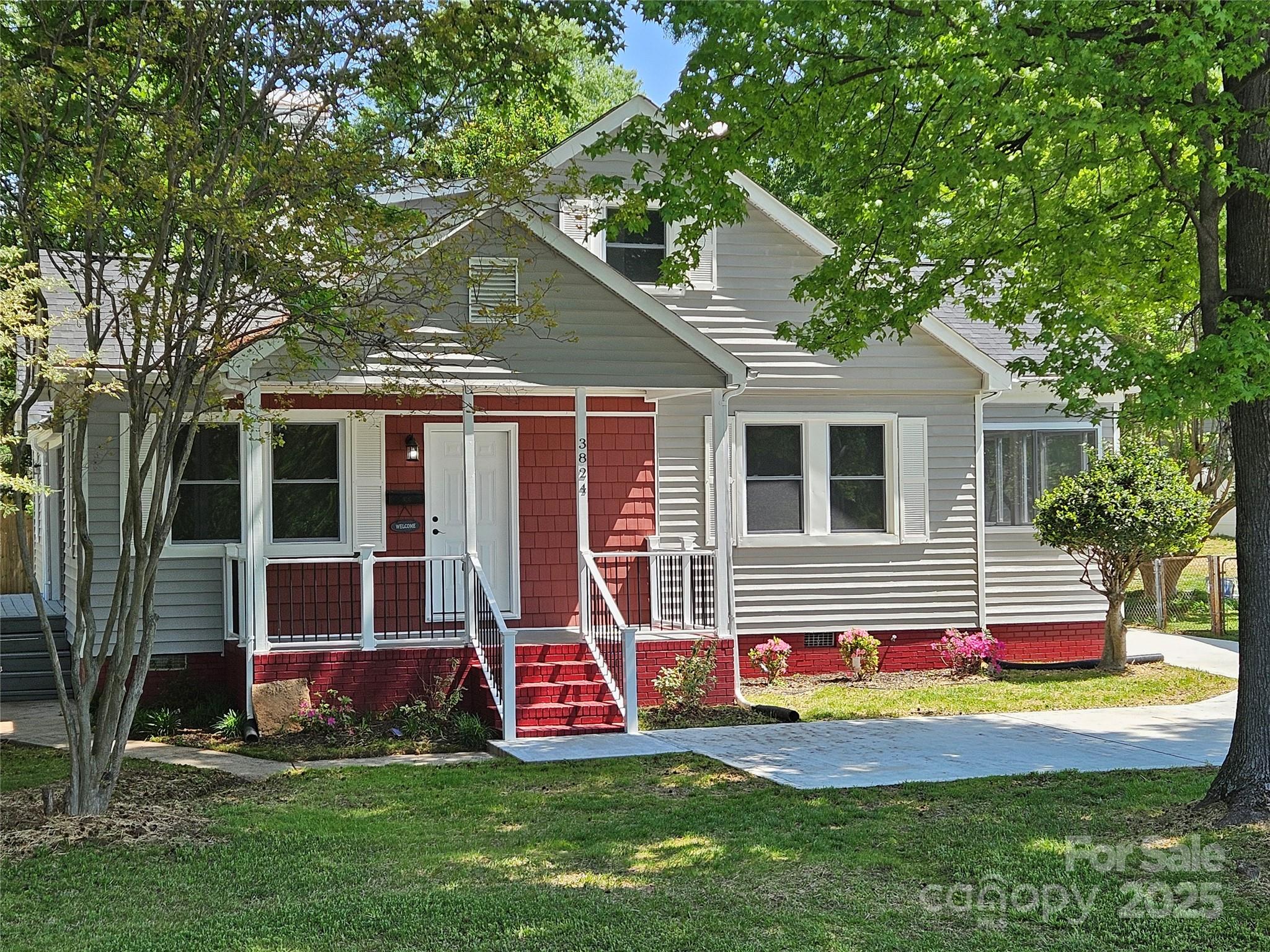 3824 Freedom Drive Property Photo