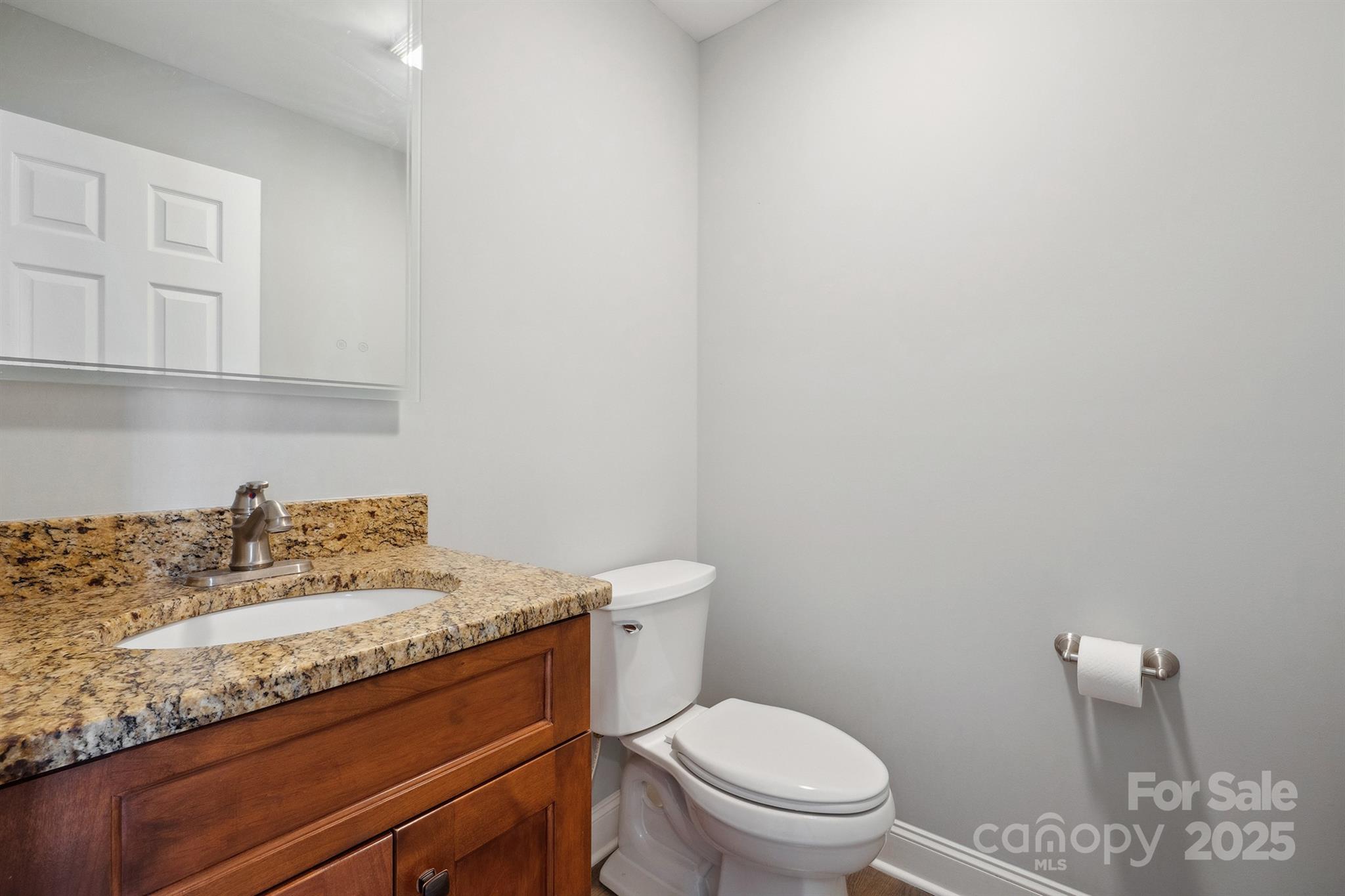 1592 Farmington Hills Drive Property Photo 12