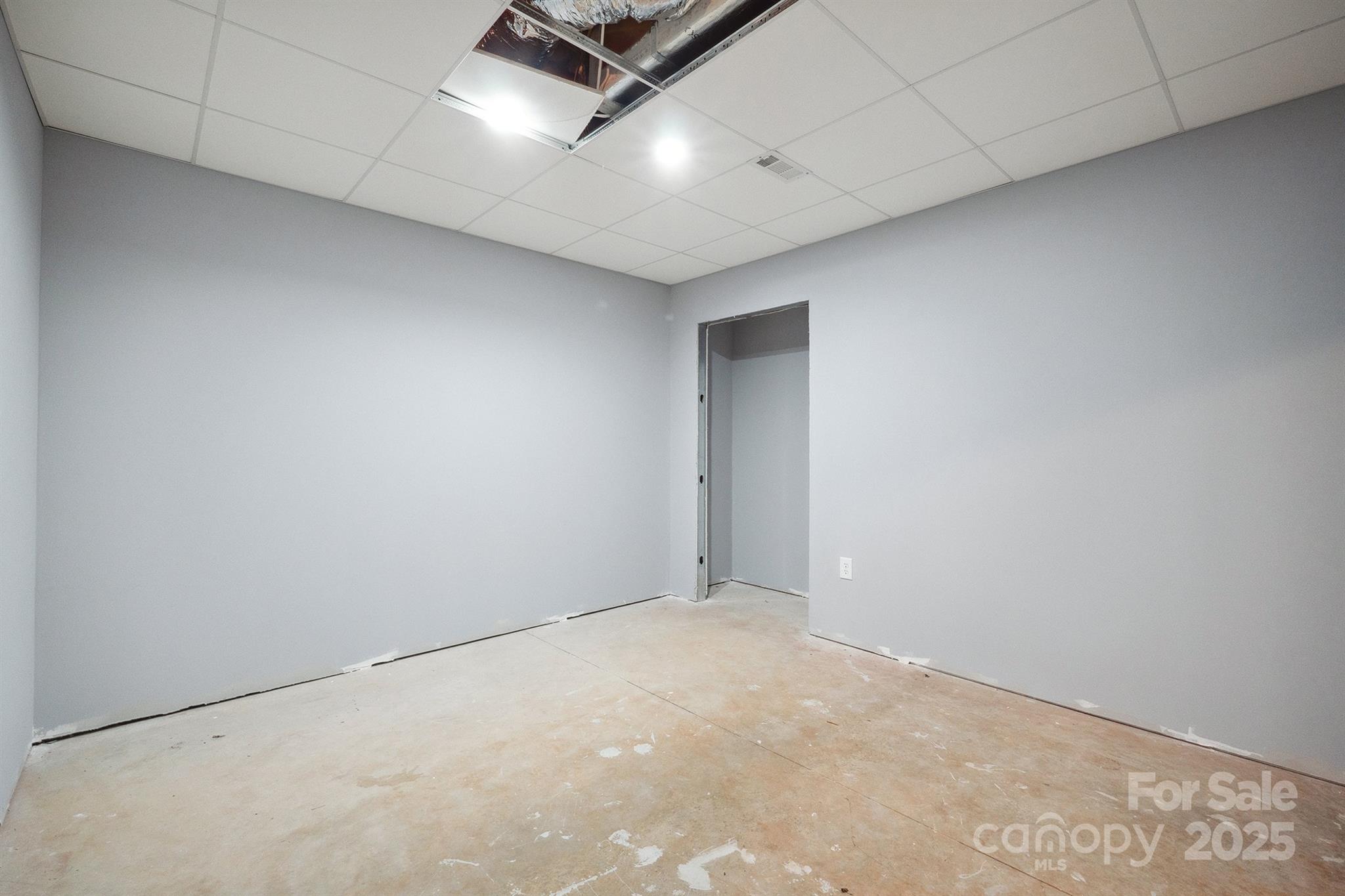 1592 Farmington Hills Drive Property Photo 31