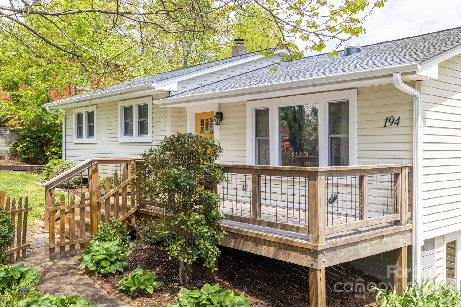 194 Stradley Mountain Road Property Photo