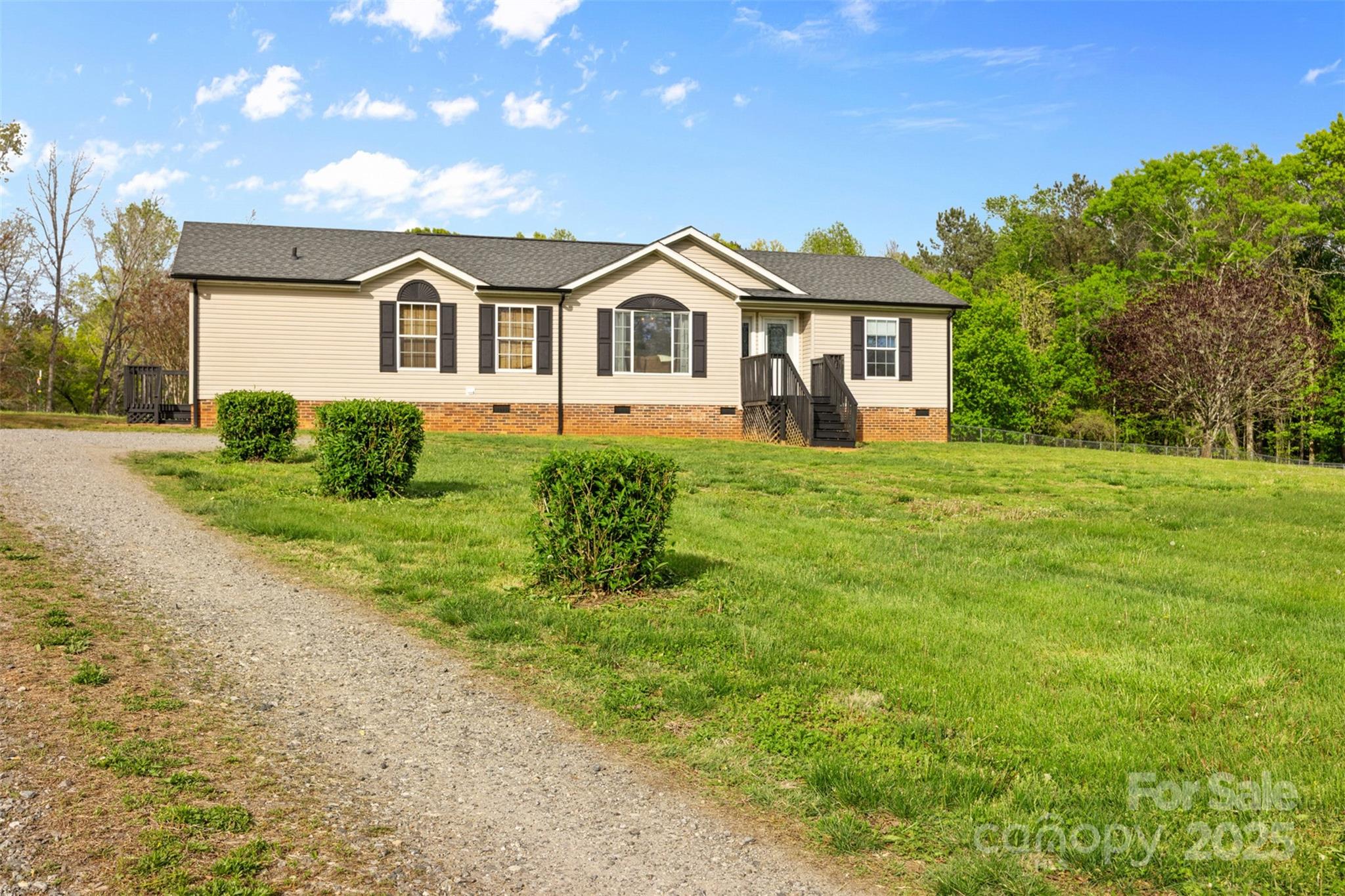 1821 Hopewell Church Road Property Photo