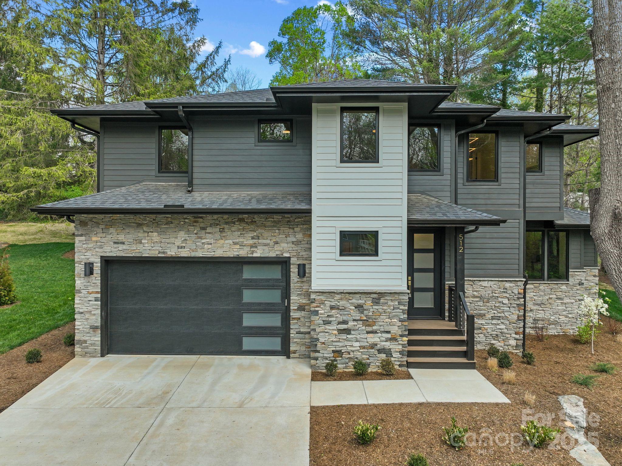 512 Tenth Street Property Photo