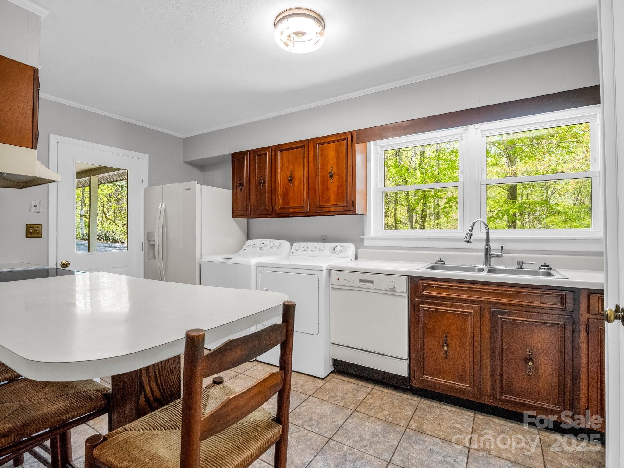 128 Washburn Road Property Photo 14