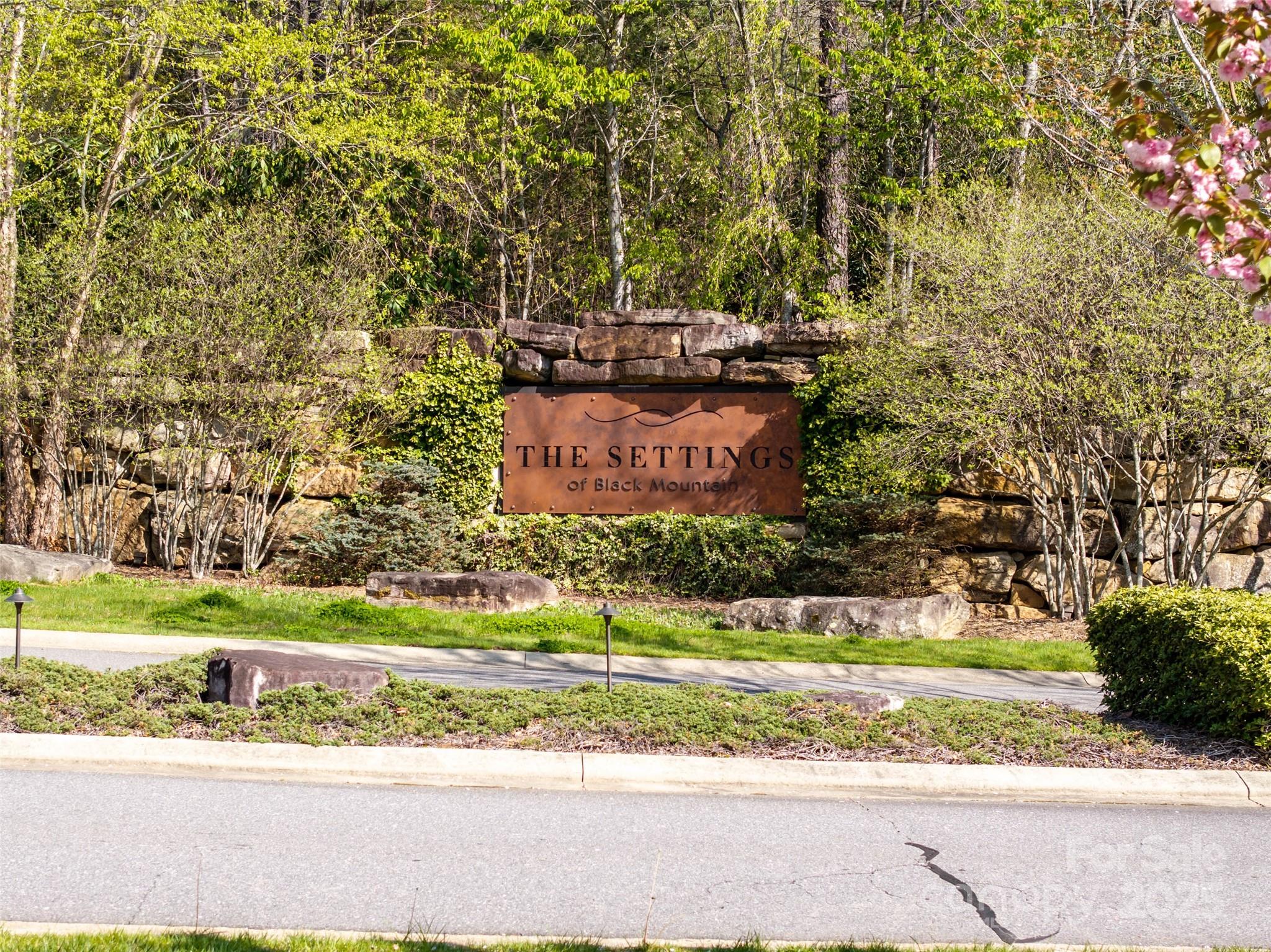 50 Settings Boulevard Property Photo 4