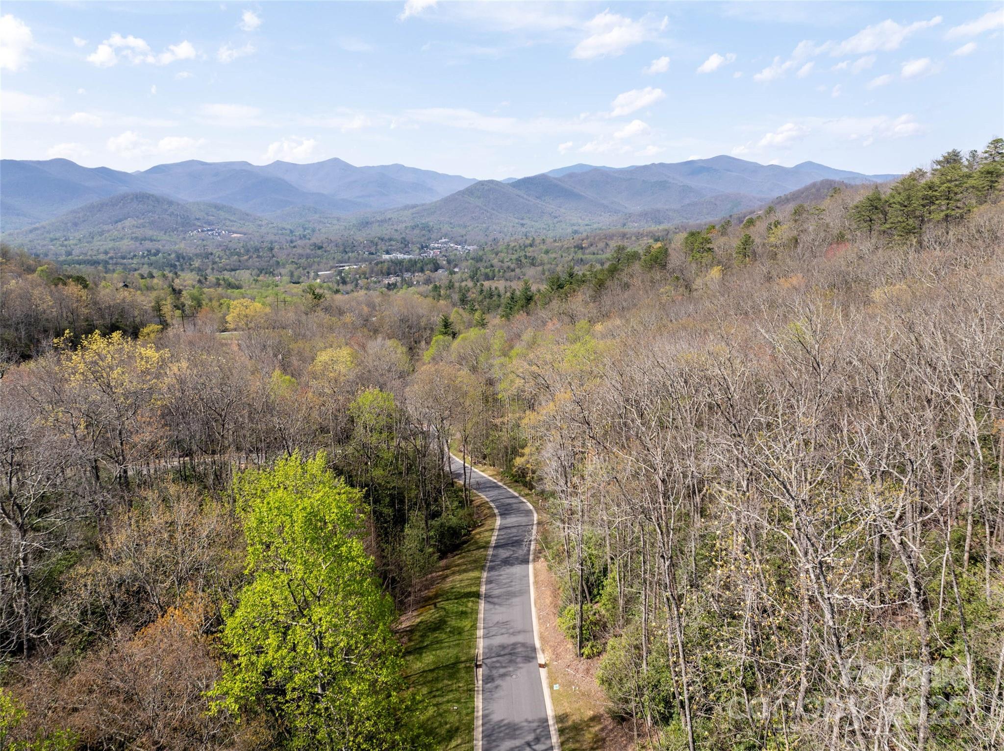 50 Settings Boulevard Property Photo 10