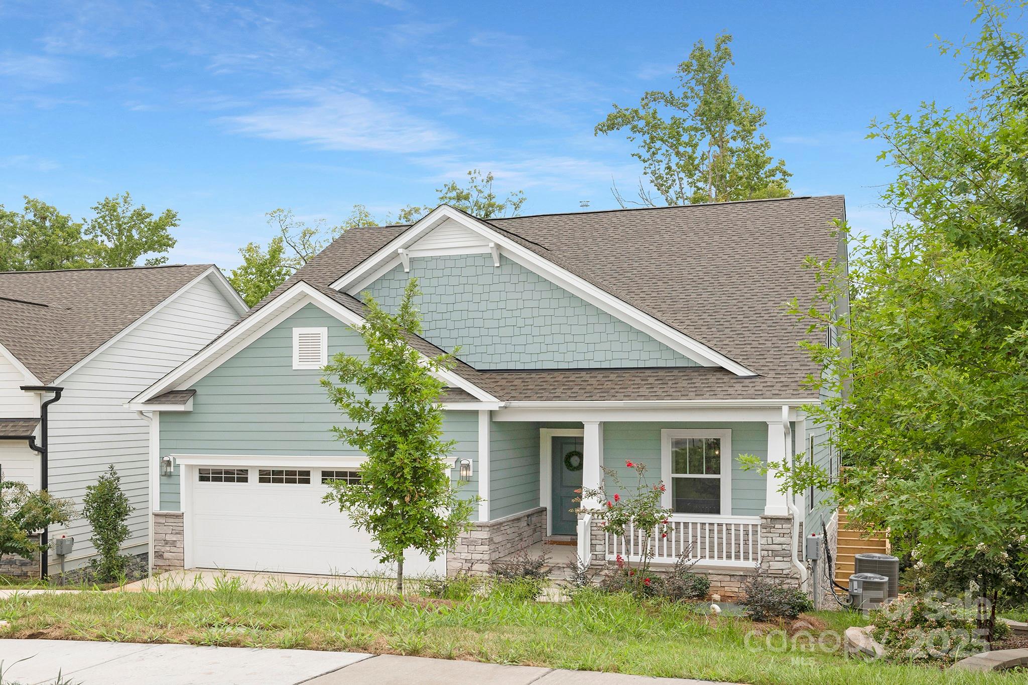 24558 Blue Heron Circle 402 Property Photo 2