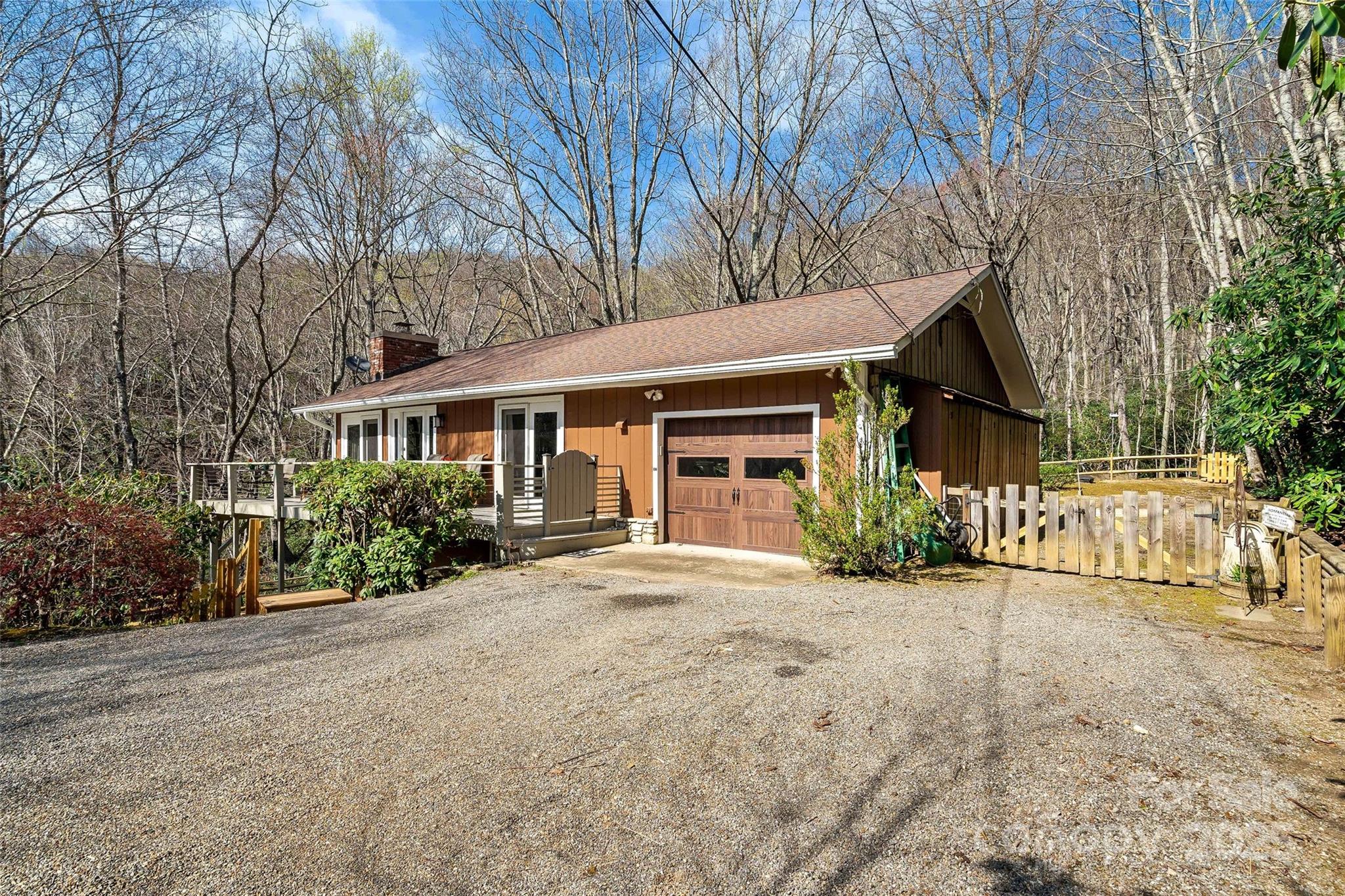 30 Red Oak Forest Road Property Photo