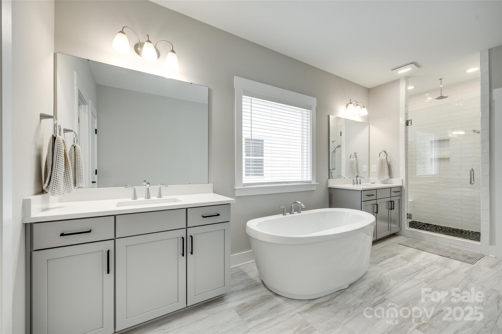 15312 Ravenall Drive Property Photo 15
