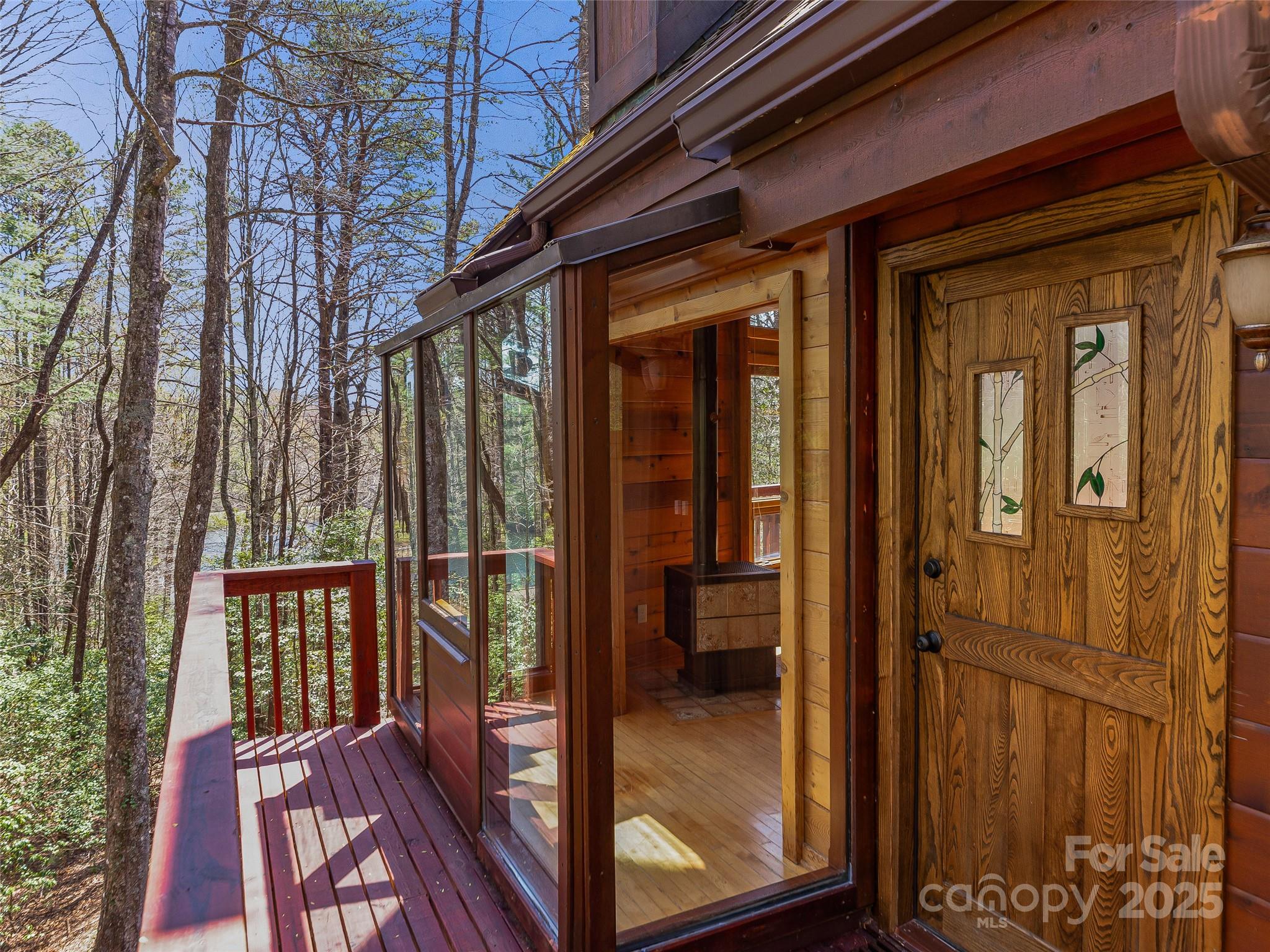 167 Harbor Cove Property Photo 5