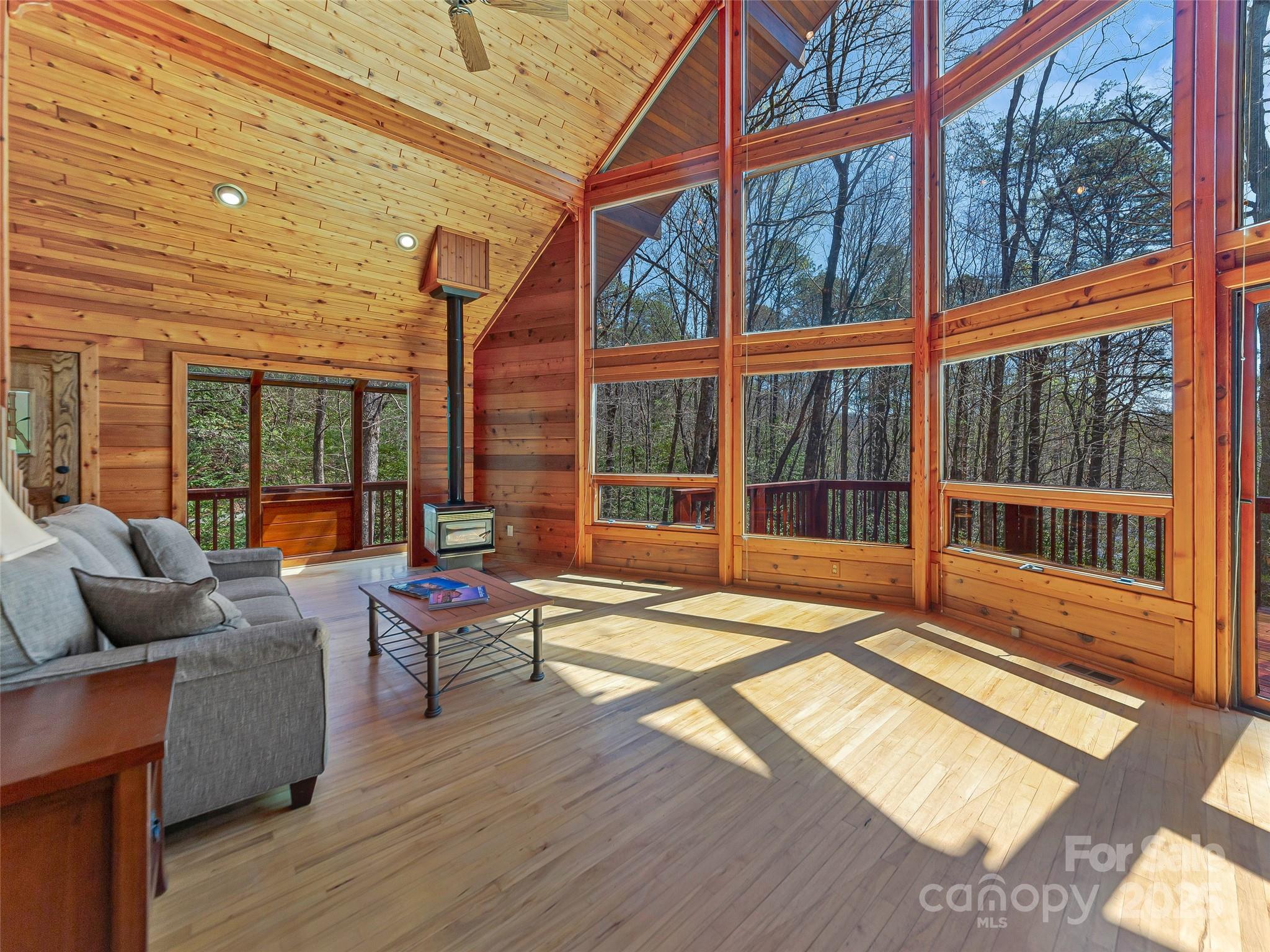 167 Harbor Cove Property Photo 12