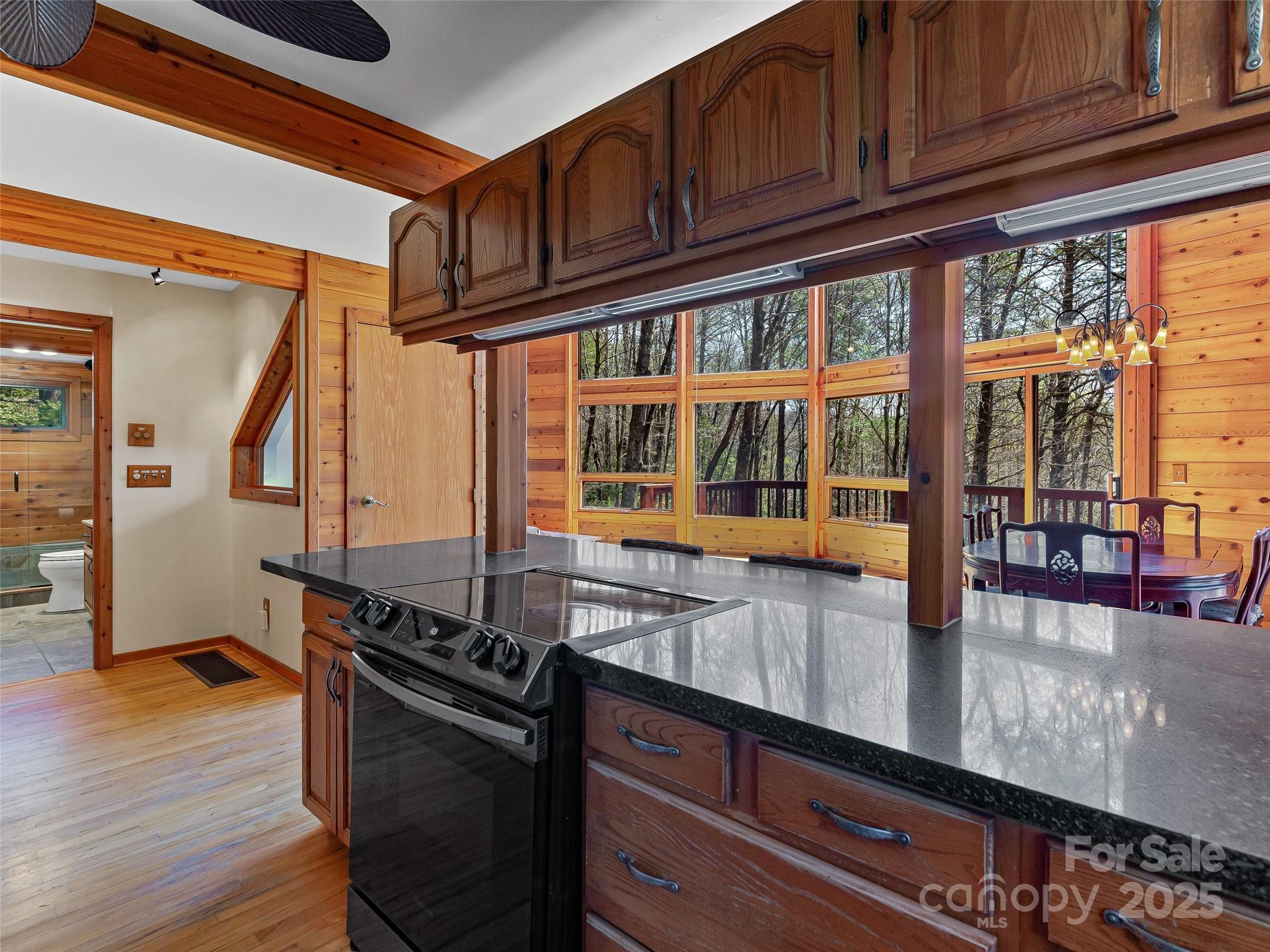 167 Harbor Cove Property Photo 21