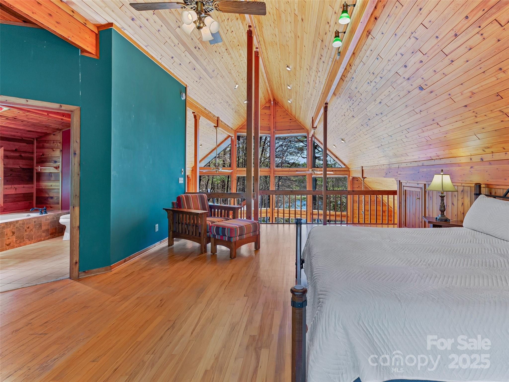 167 Harbor Cove Property Photo 28