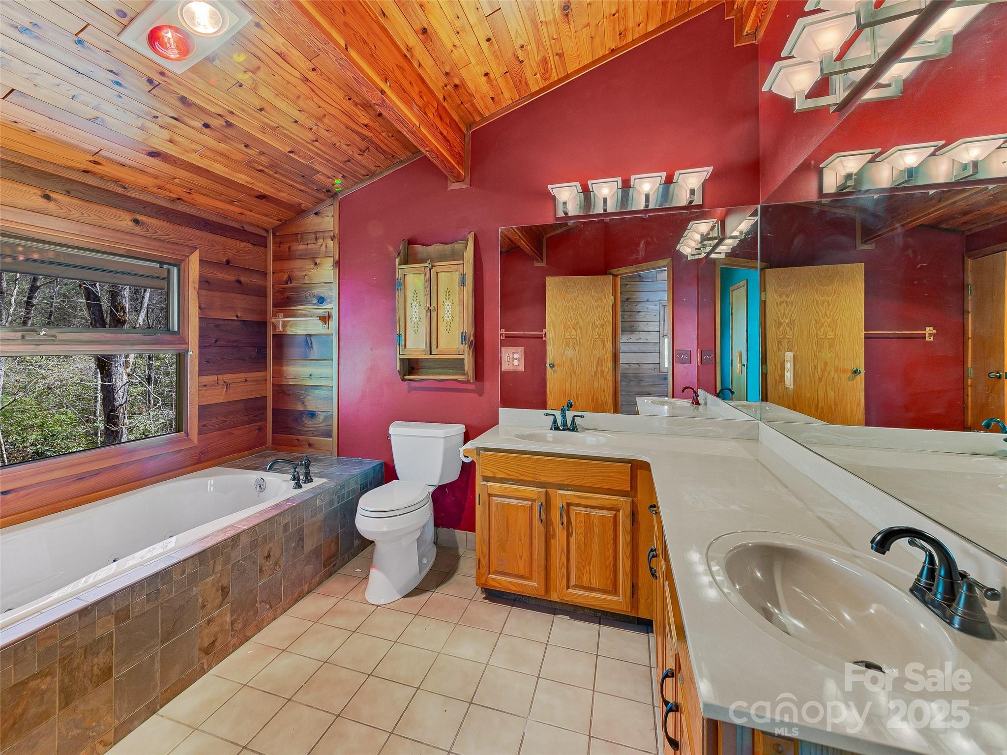 167 Harbor Cove Property Photo 32