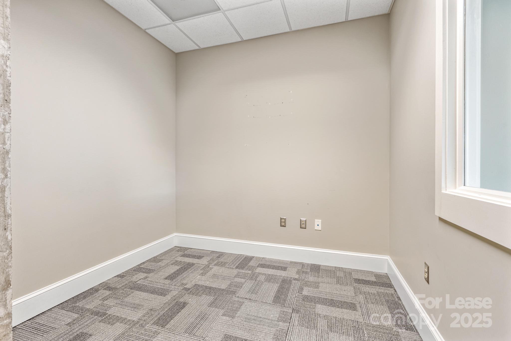 82 Patton Avenue 635 Property Photo 12