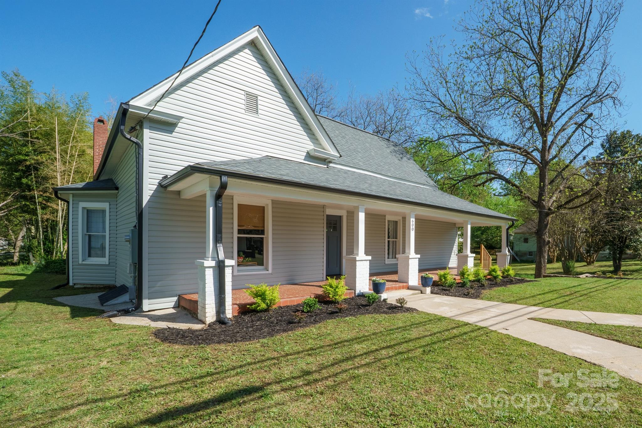600 3rd Street Property Photo