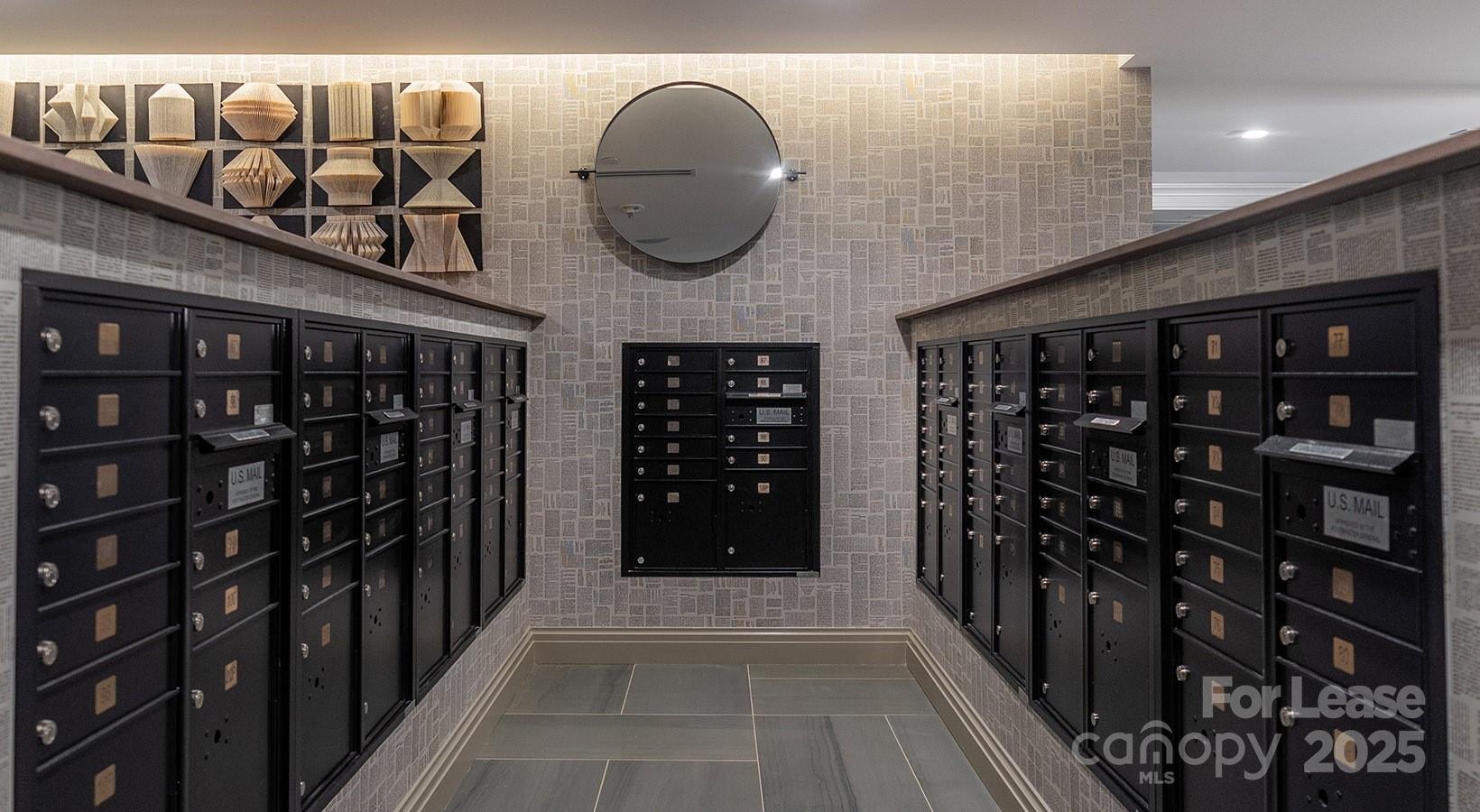 515 Royal Court B1 Property Photo 11