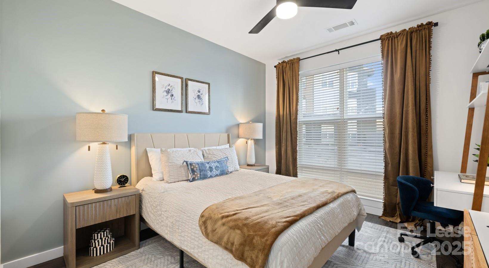 515 Royal Court B1 Property Photo 34