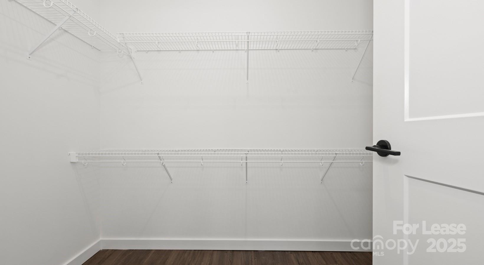 515 Royal Court B1 Property Photo 39