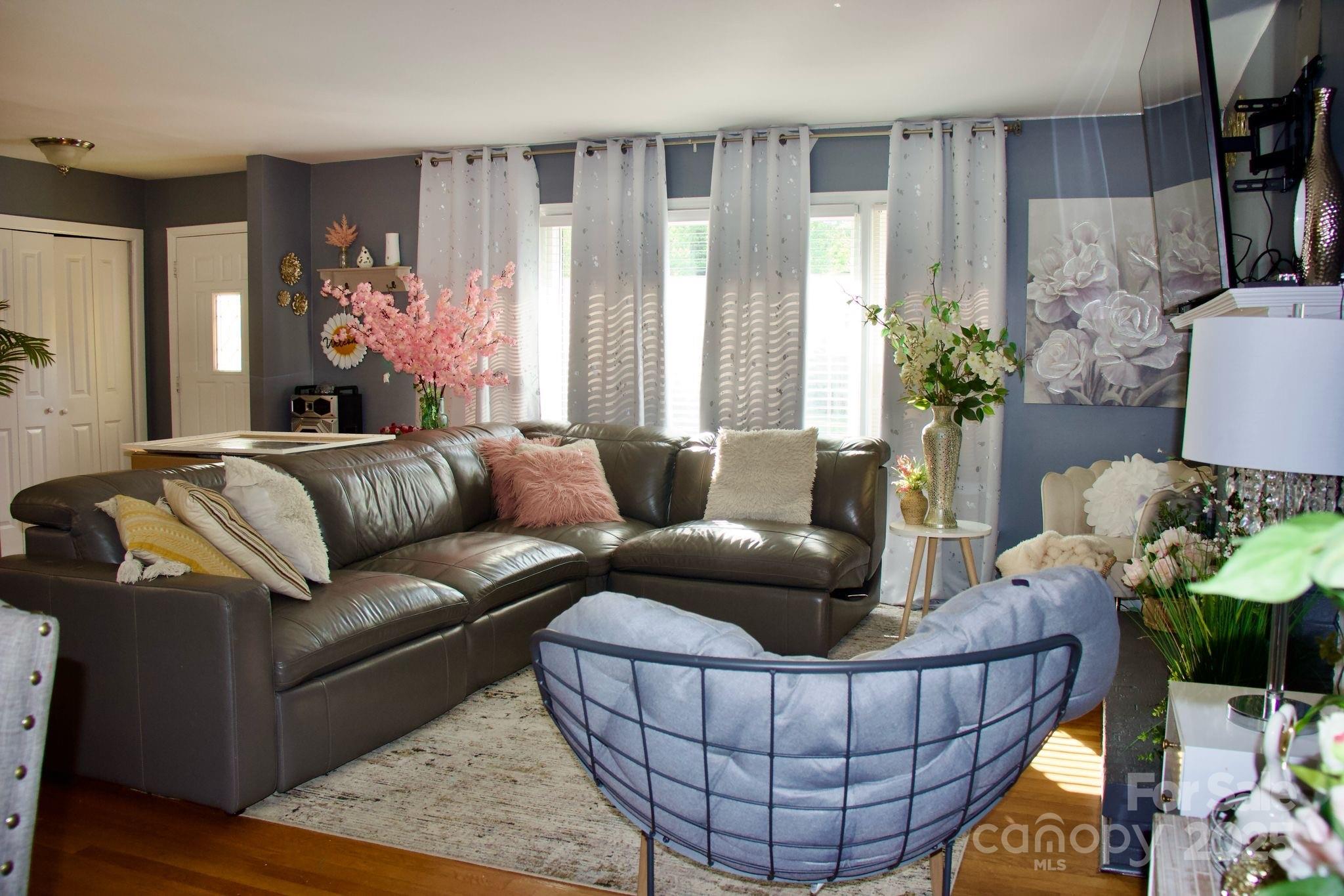 920 Squirrel Hill Road Property Photo 4