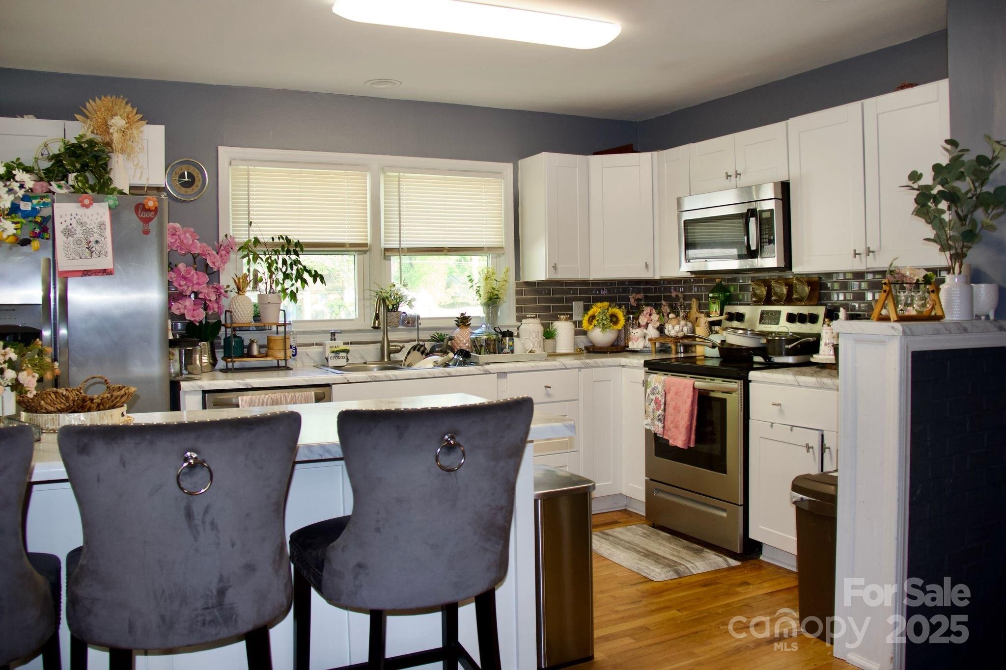 920 Squirrel Hill Road Property Photo 6