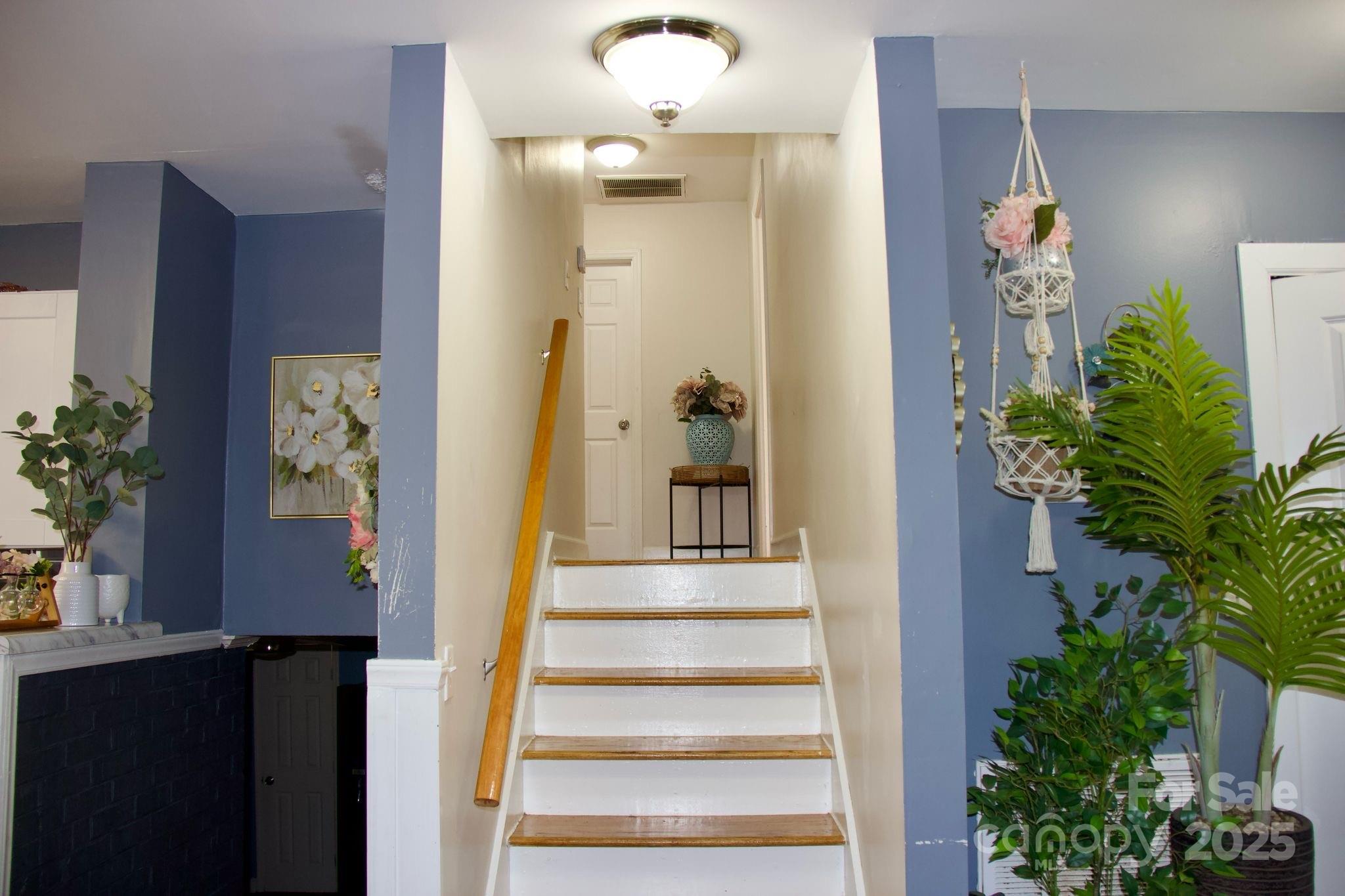 920 Squirrel Hill Road Property Photo 9