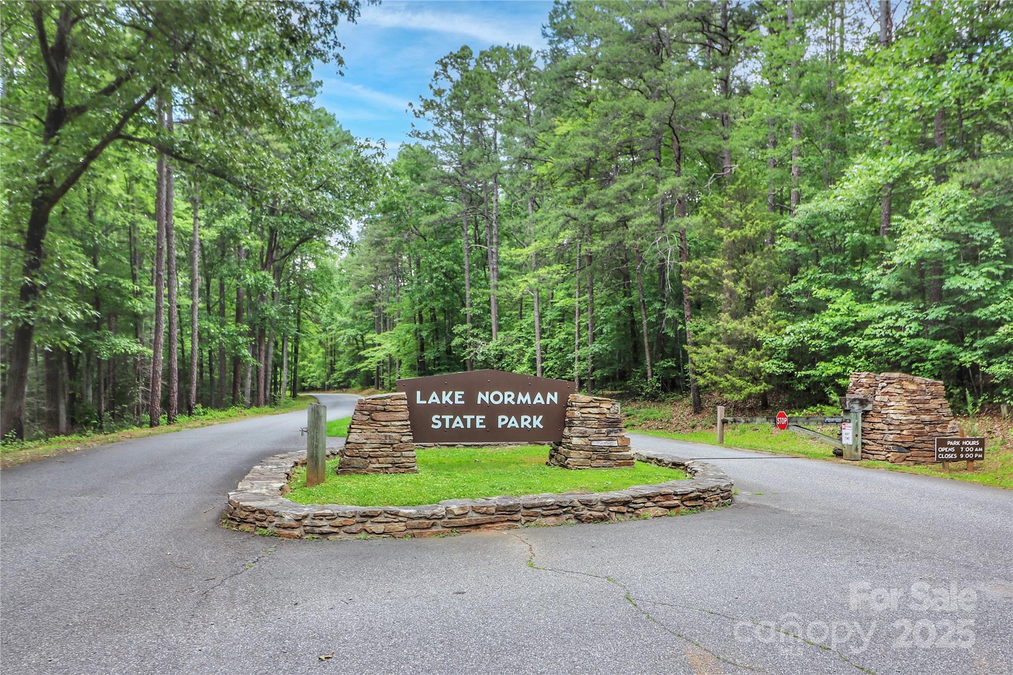 111 Cinder Ridge Court Property Photo 17