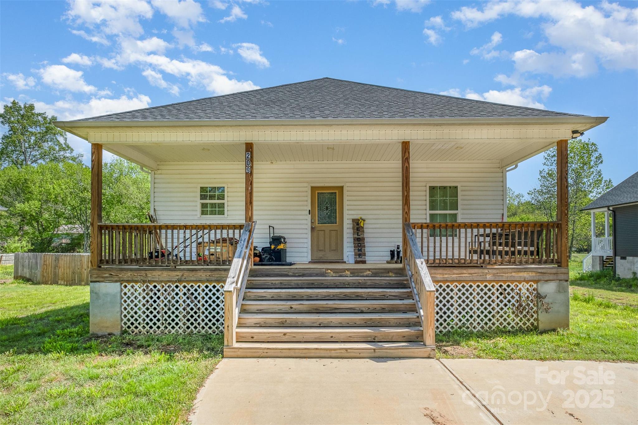 209 Sheffield Drive Property Photo