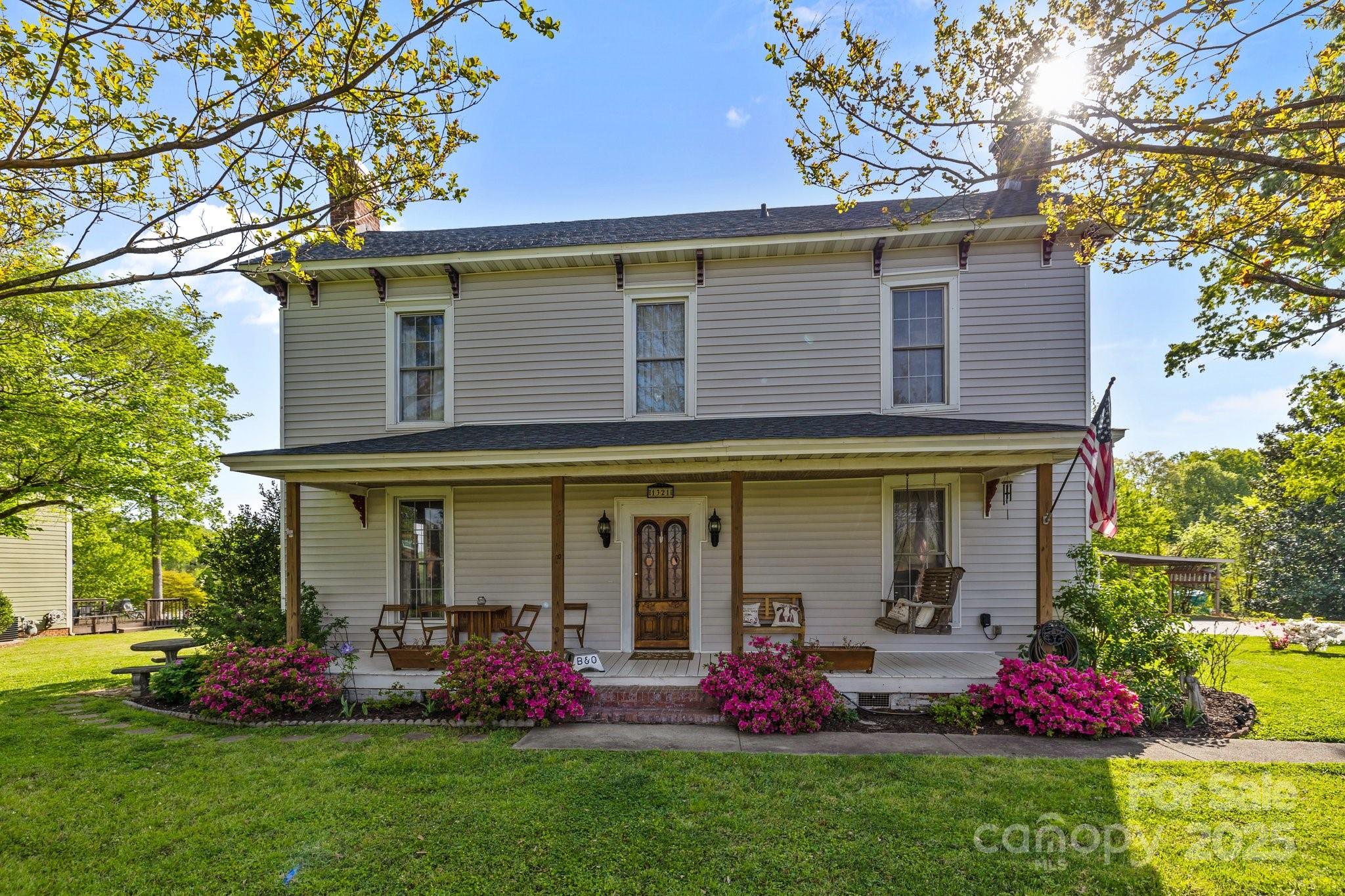 1321 S South Point Road Property Photo