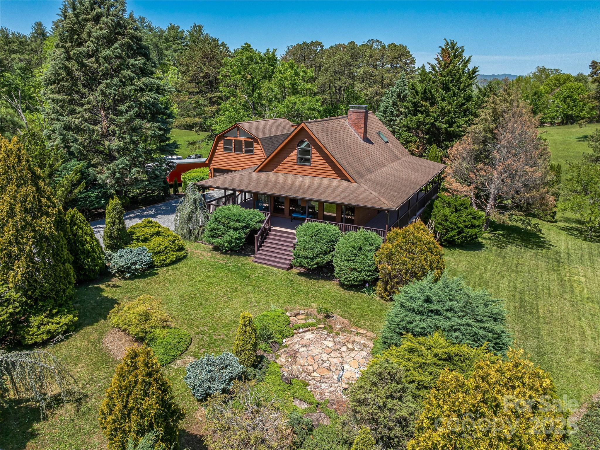7 Hope Lane Property Photo
