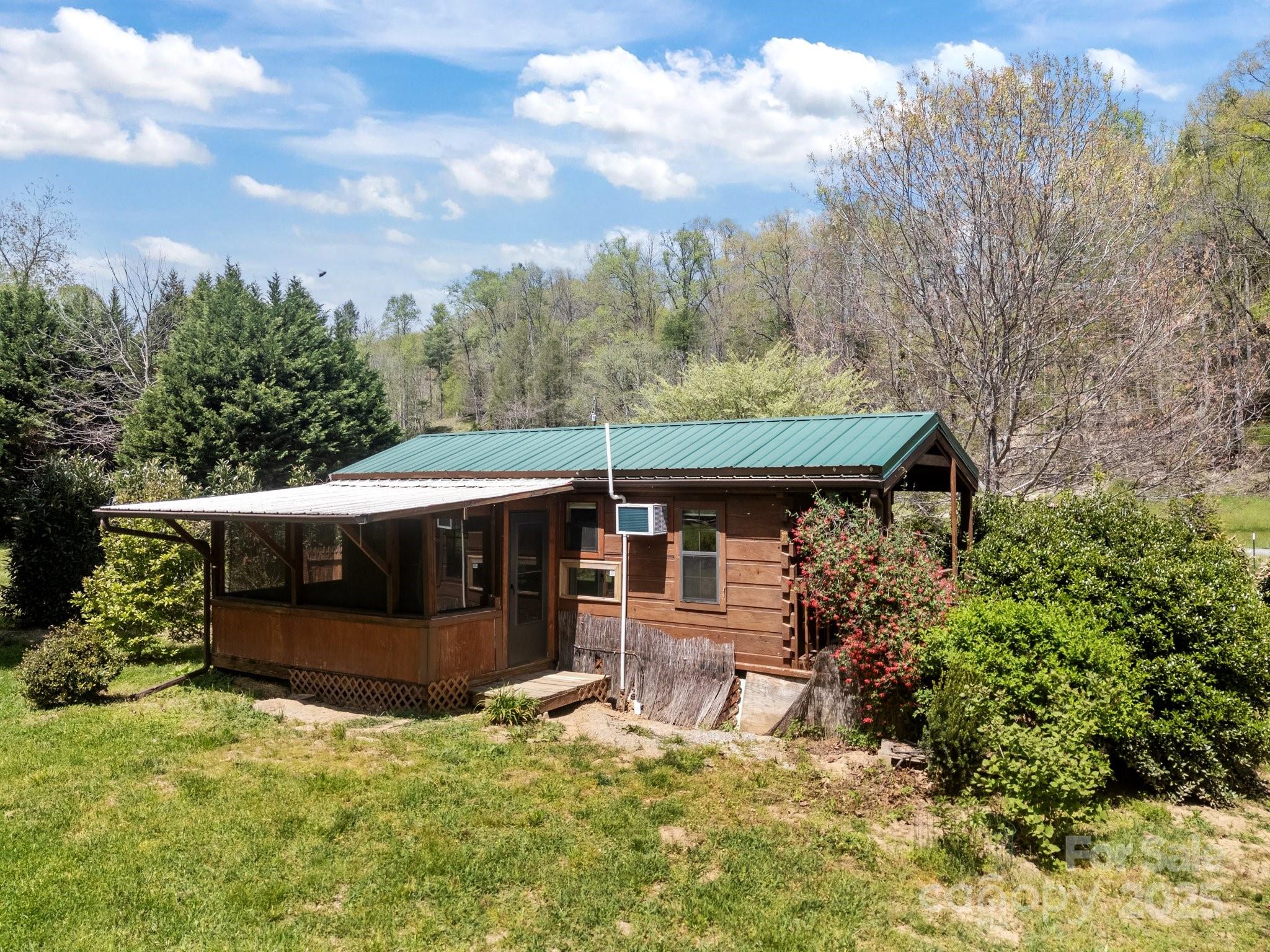 2978 Nc 9 Highway Property Photo