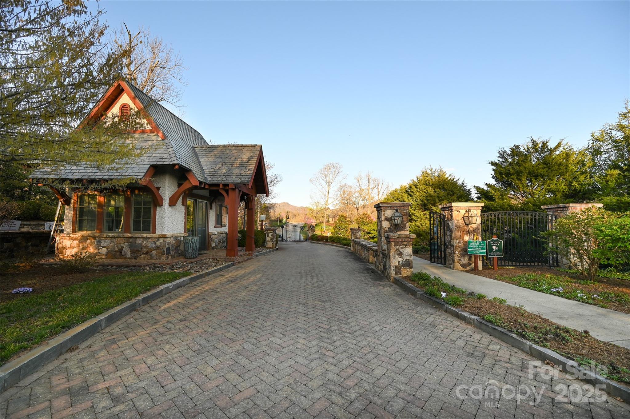 64 French Willow Drive Property Photo