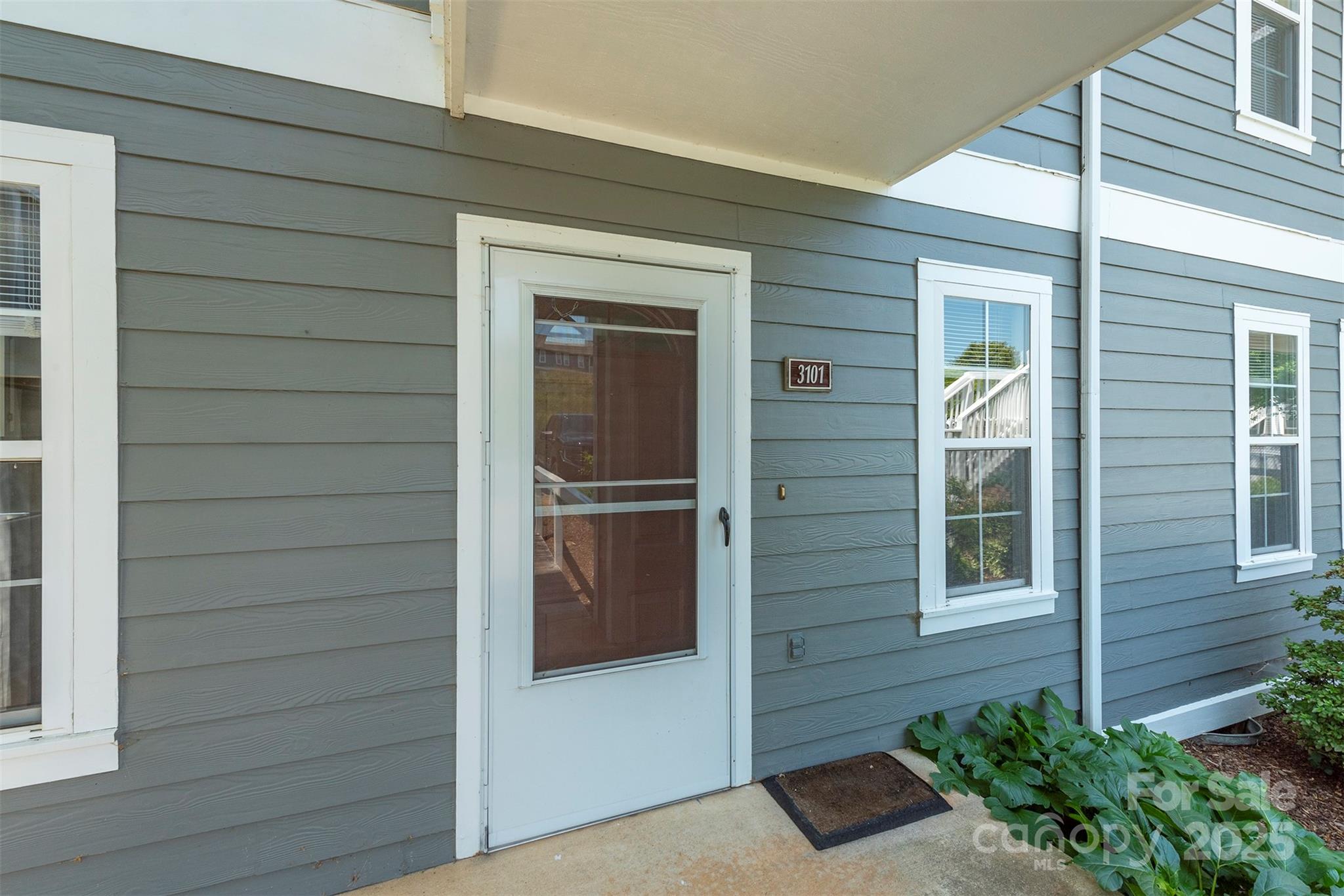 3101 Idle Hour Drive Property Photo 1