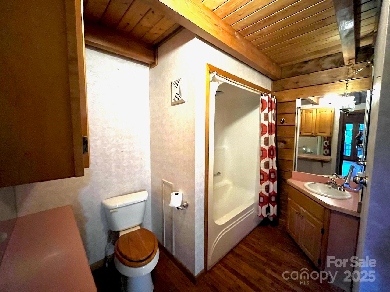 2153 Lentini Drive Property Photo 24