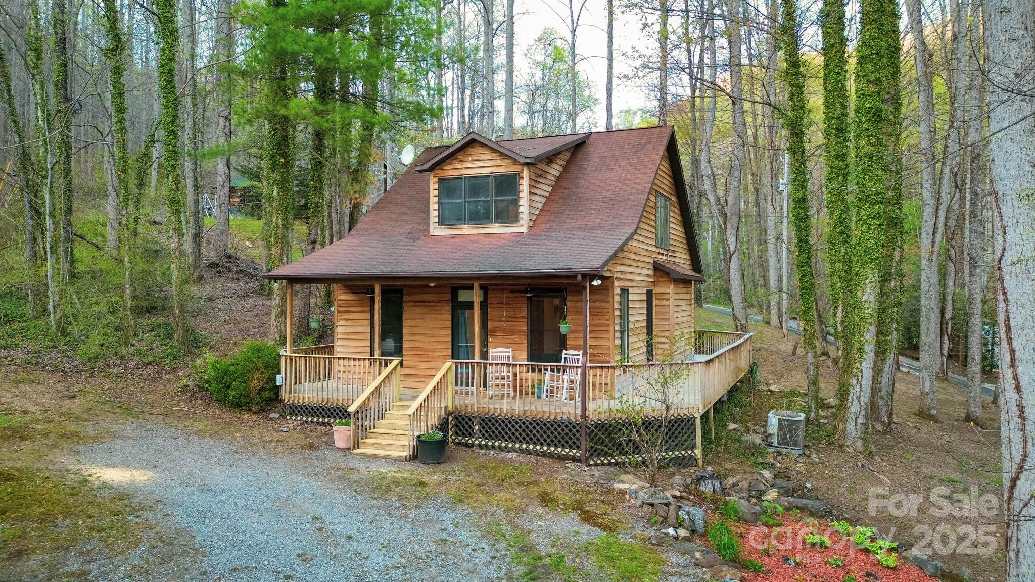 136 Stonewall Road Property Photo
