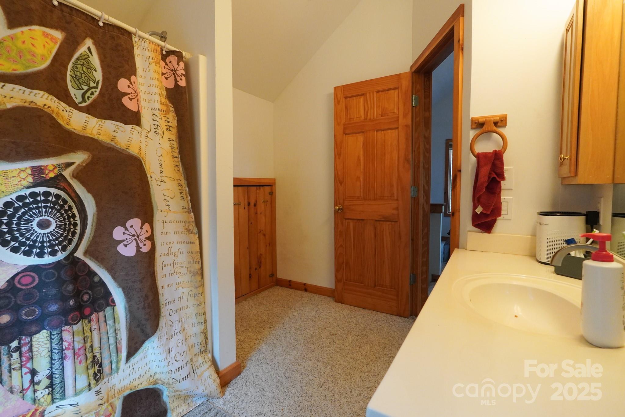 136 Stonewall Road Property Photo 21