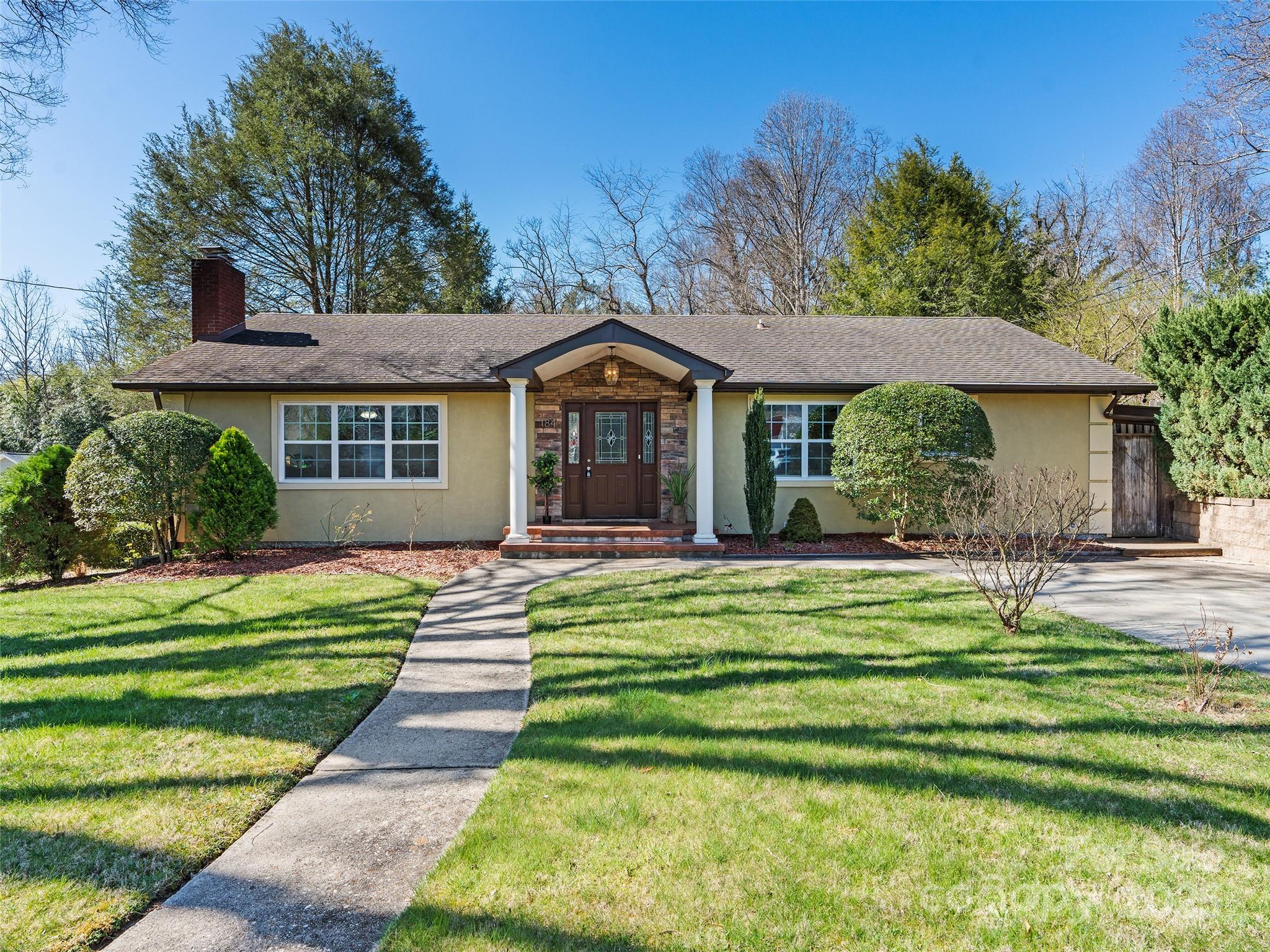 184 Aurora Drive Property Photo
