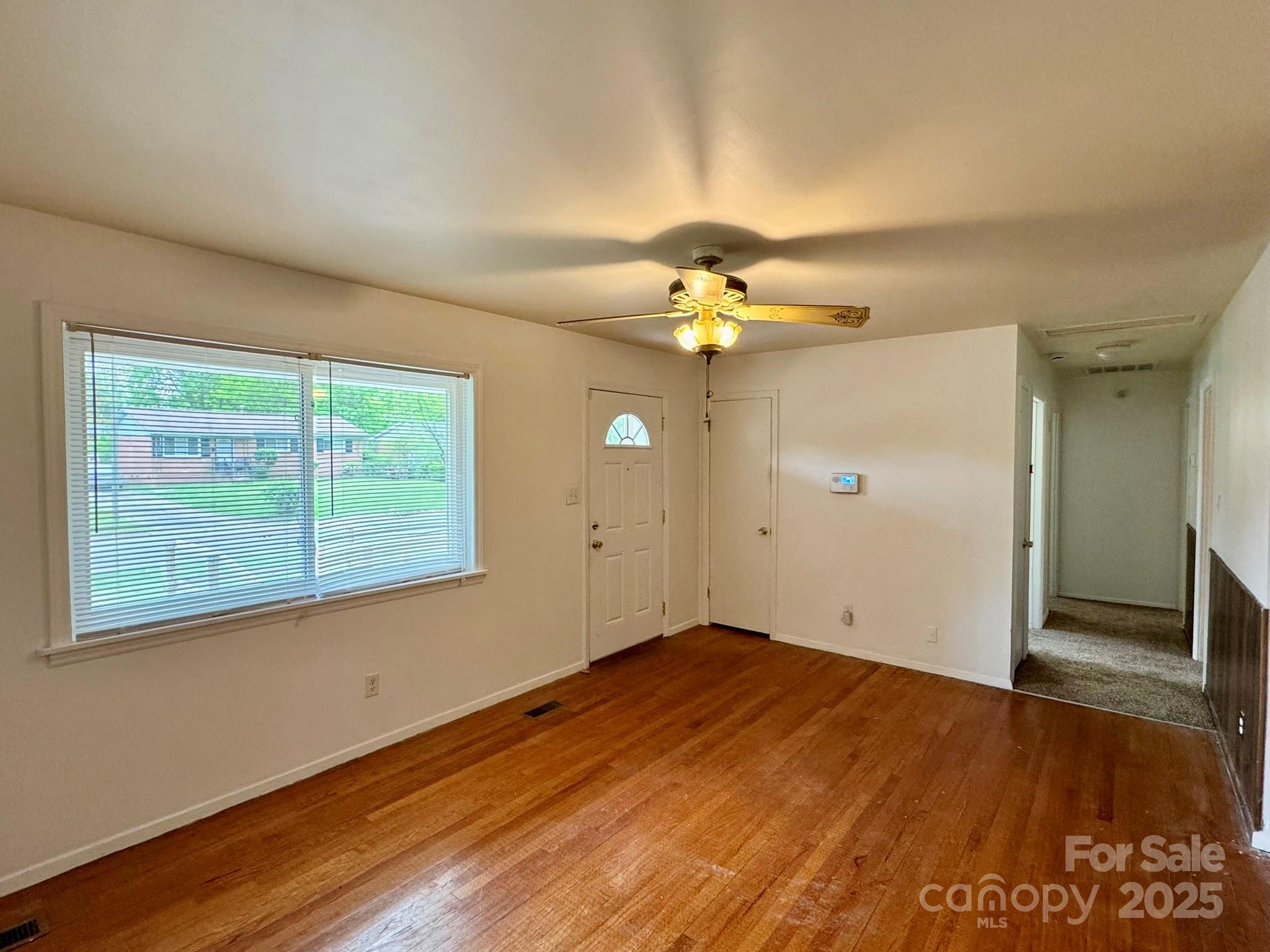 4623 Monmouth Drive Property Photo 6