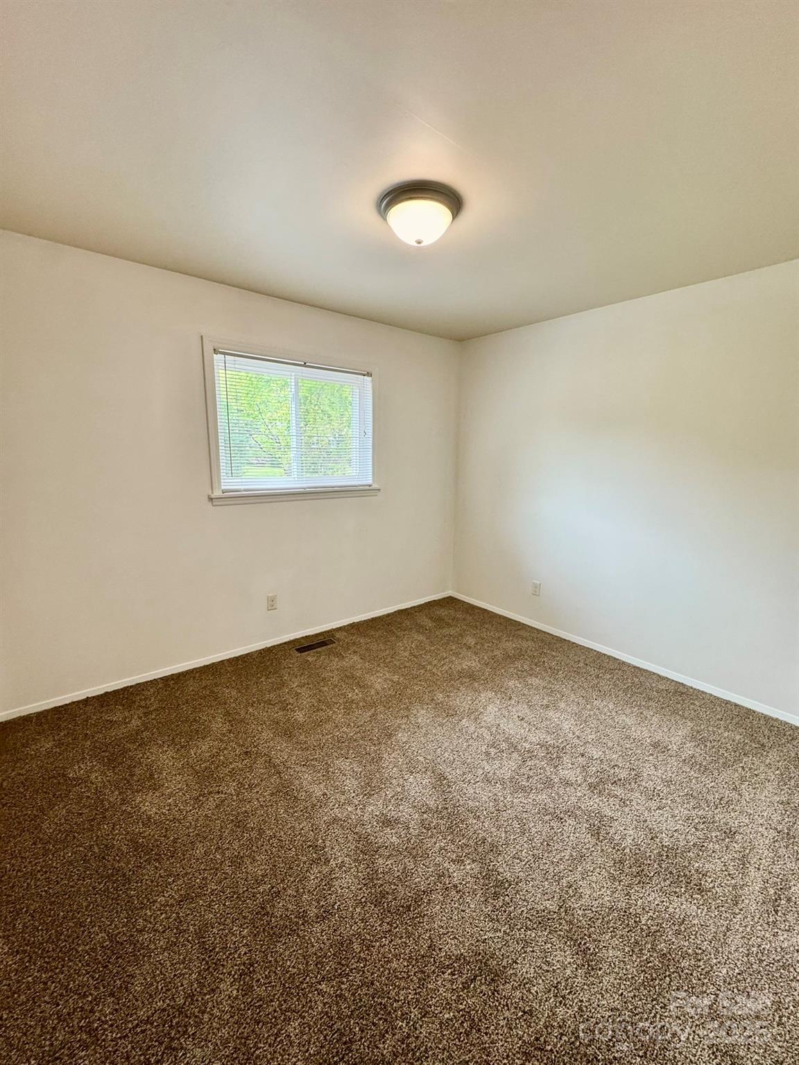 4623 Monmouth Drive Property Photo 14
