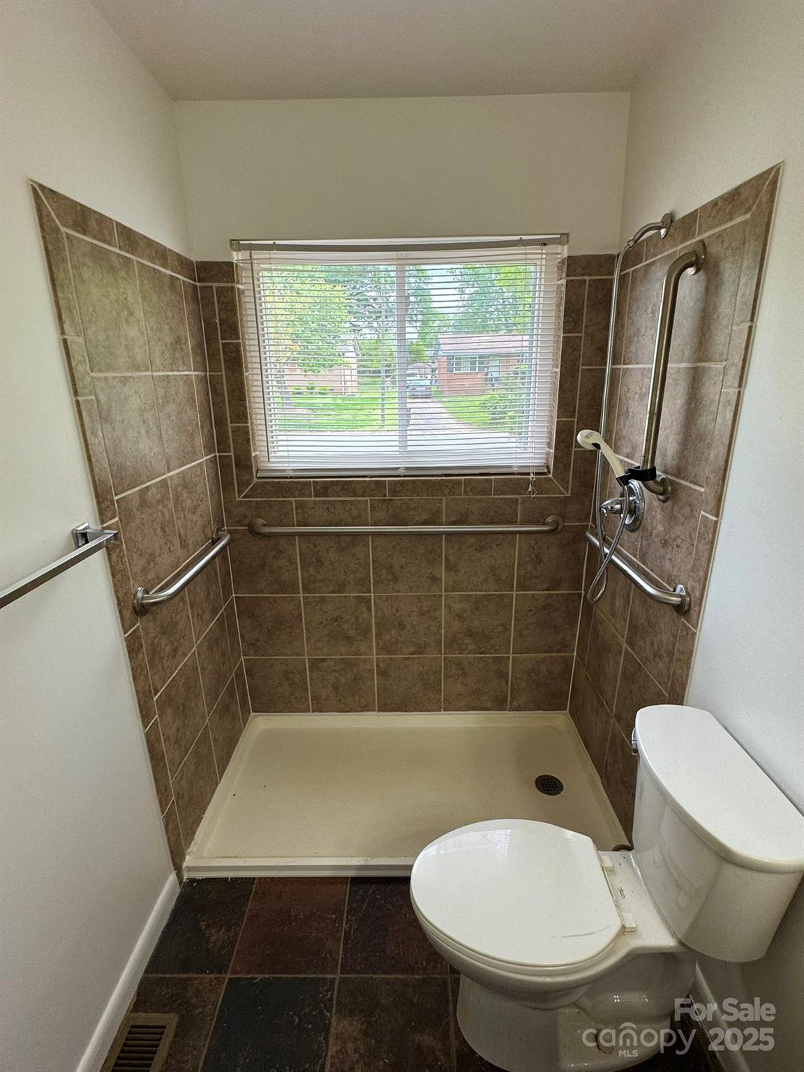 4623 Monmouth Drive Property Photo 24