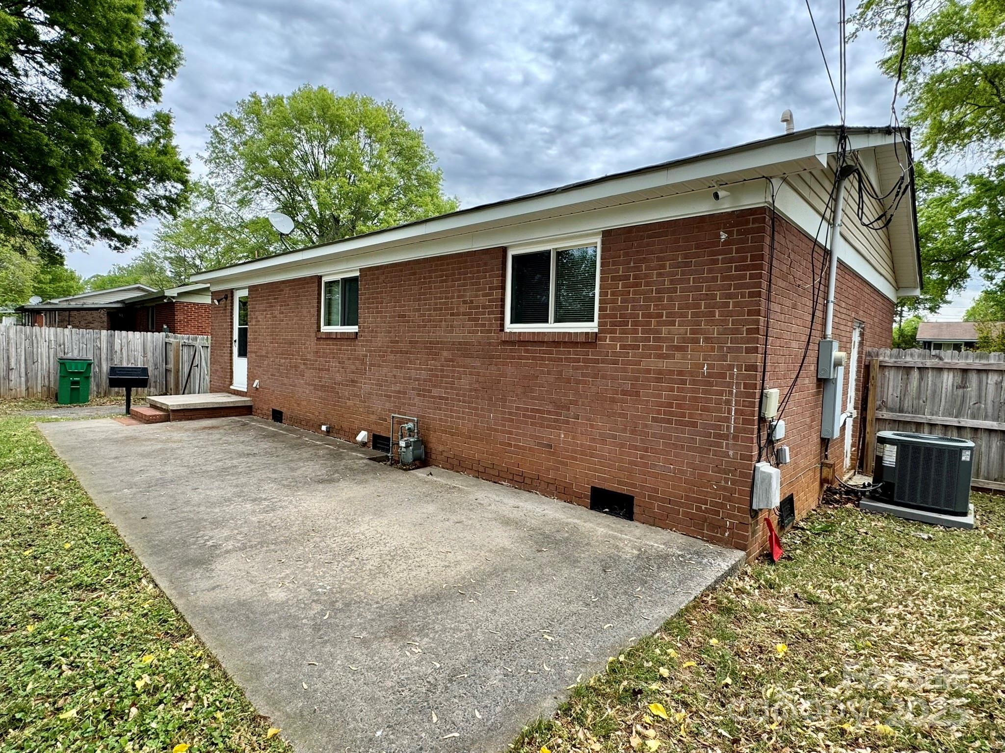 4623 Monmouth Drive Property Photo 39