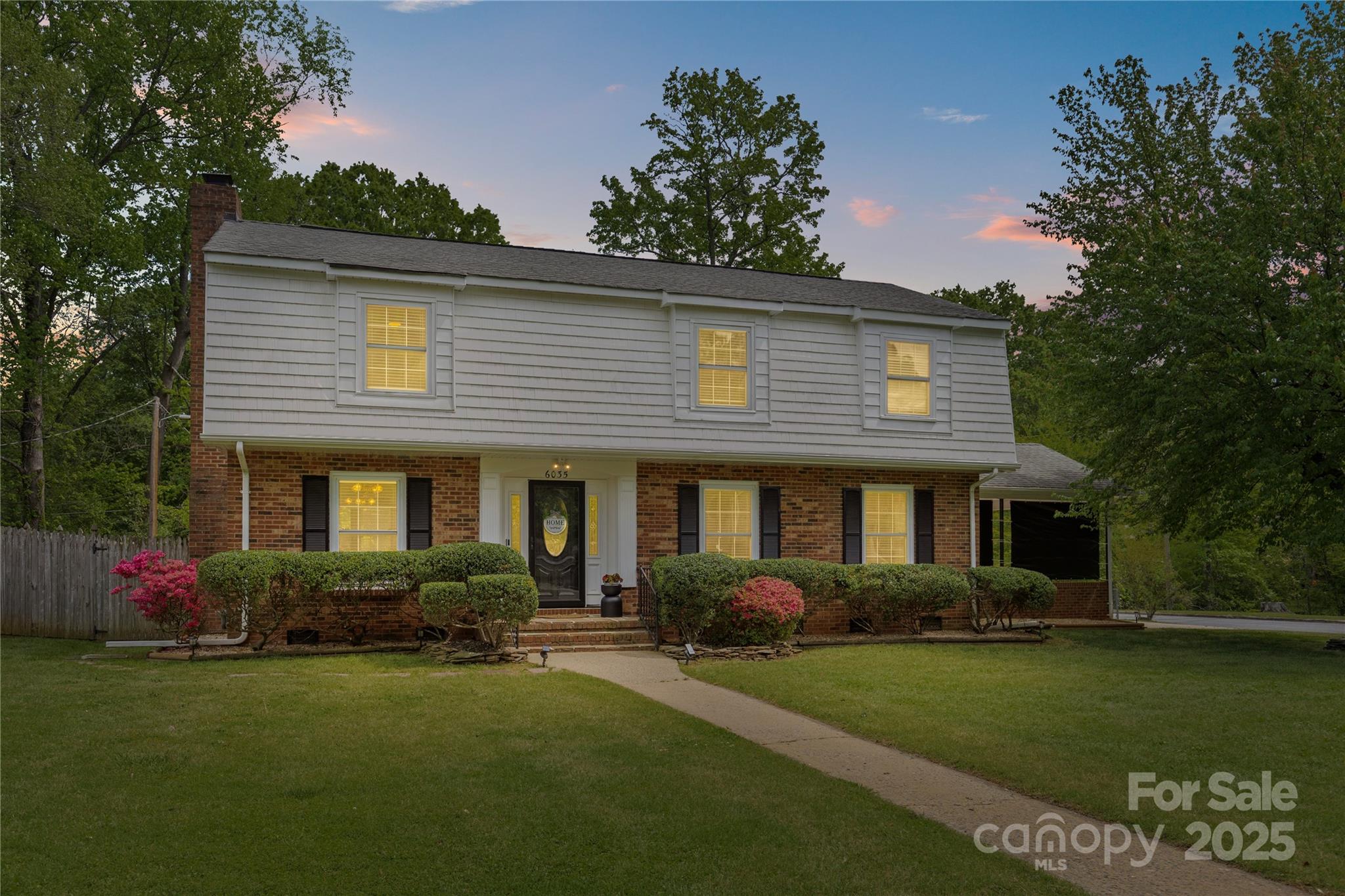 6035 Idlebrook Drive Property Photo 1