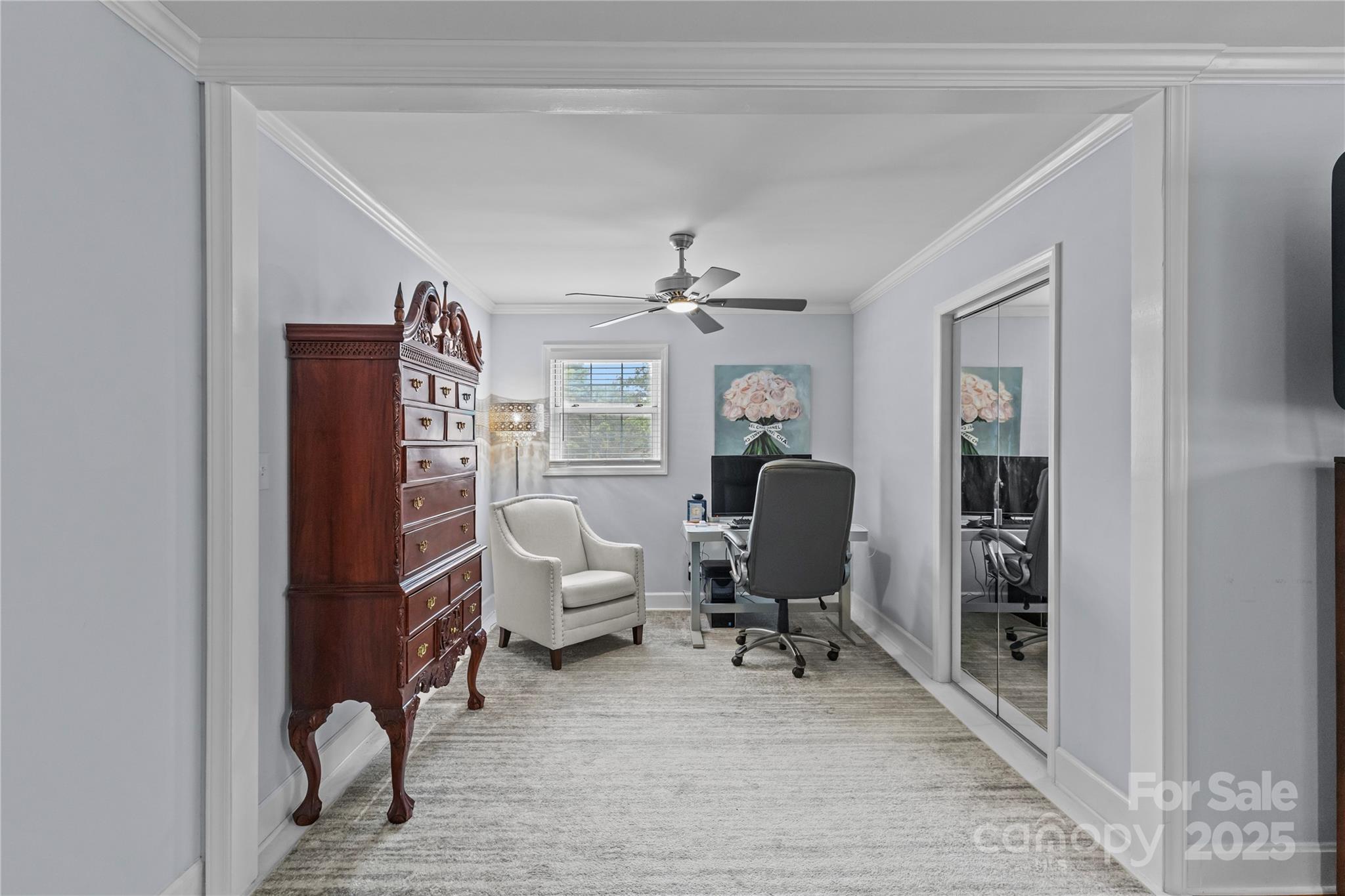 6035 Idlebrook Drive Property Photo 16